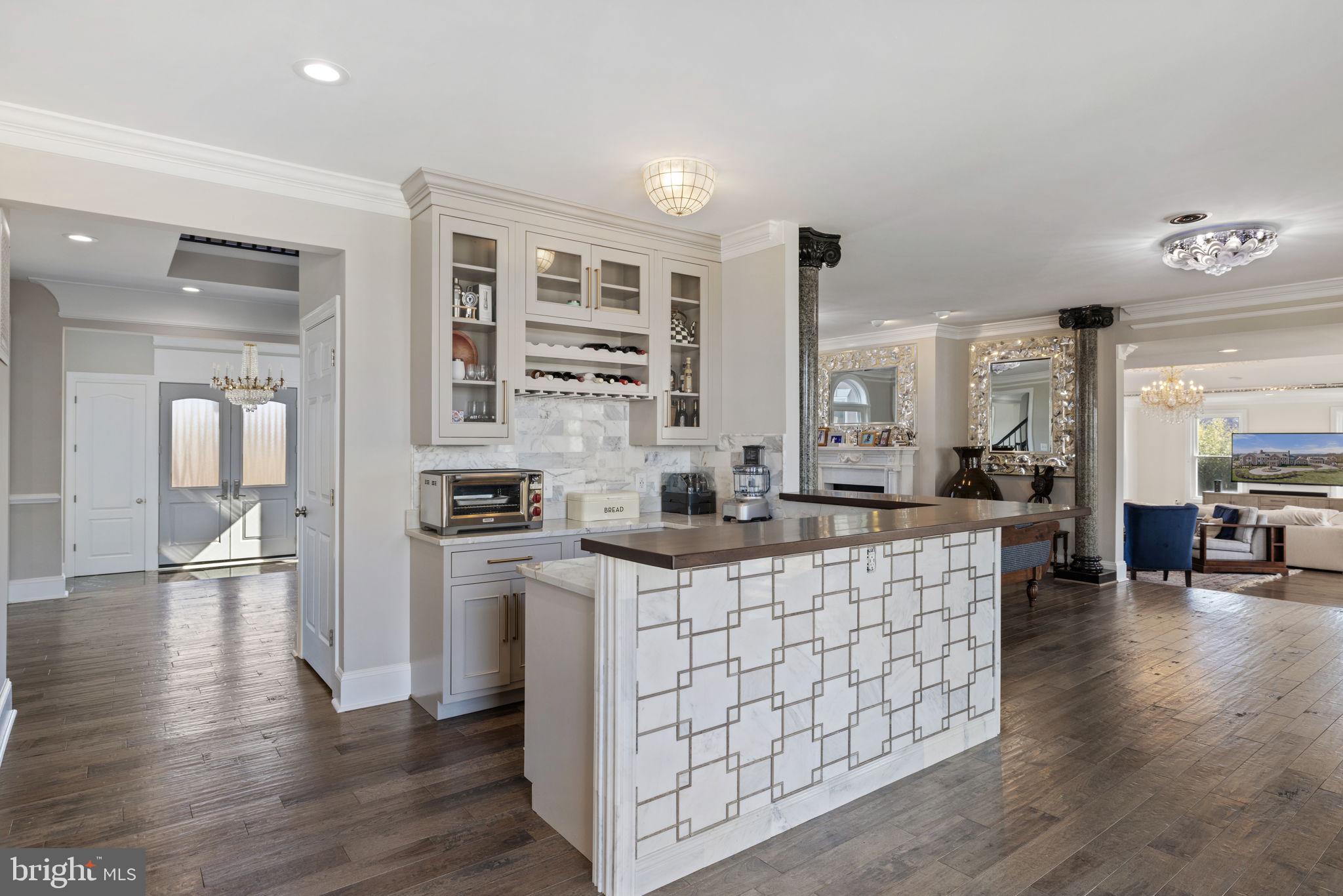 BEACON HILL - Residential