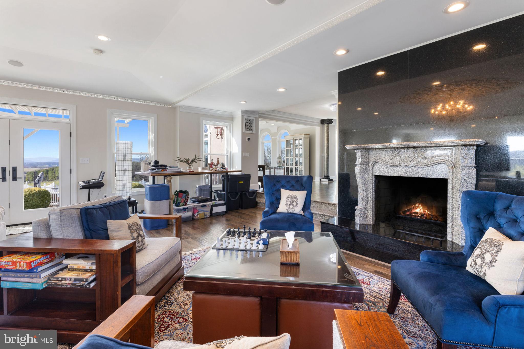 BEACON HILL - Residential