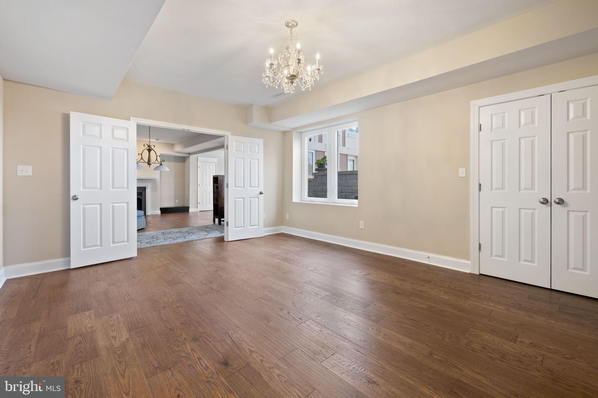 BEACON HILL - Residential