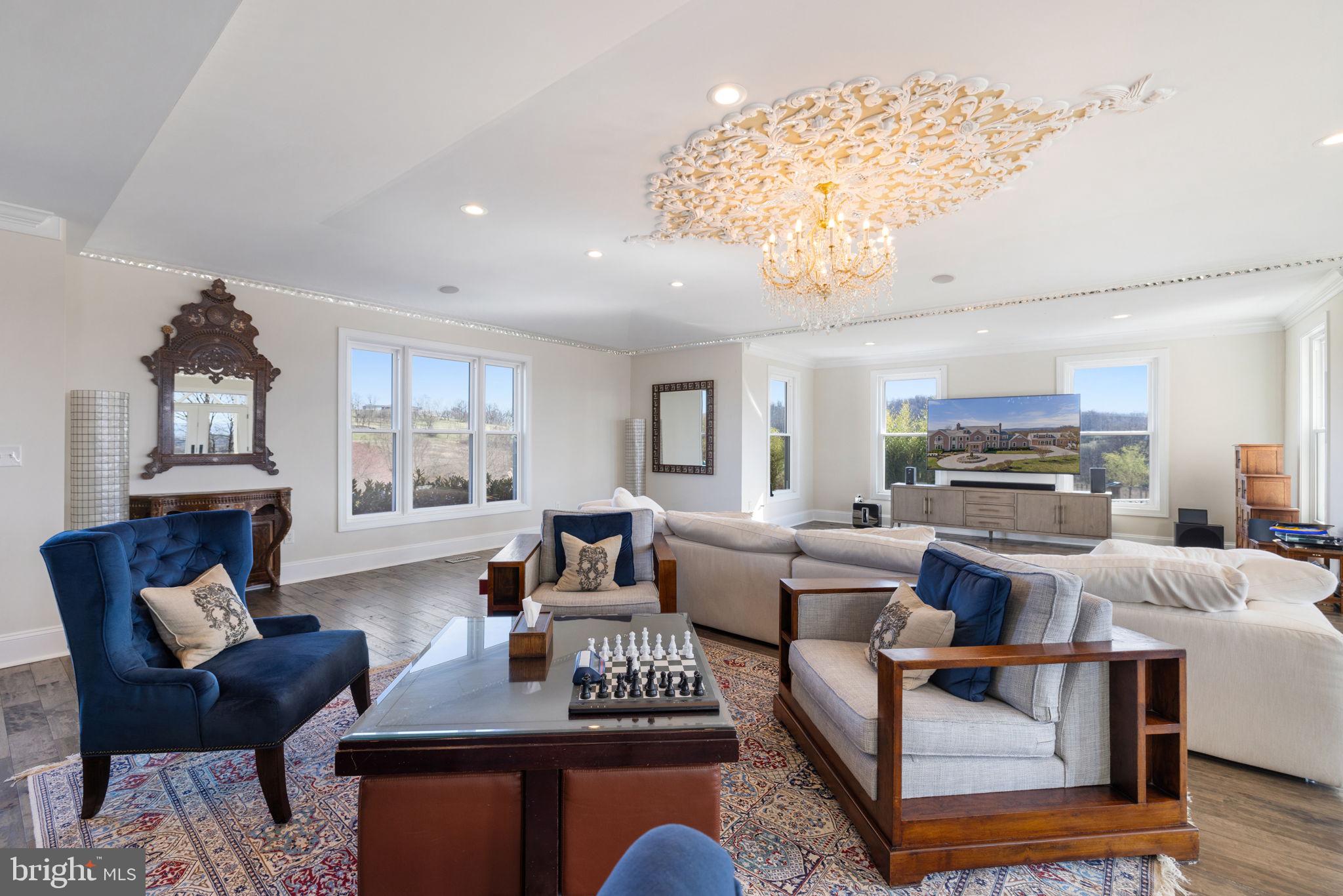 BEACON HILL - Residential