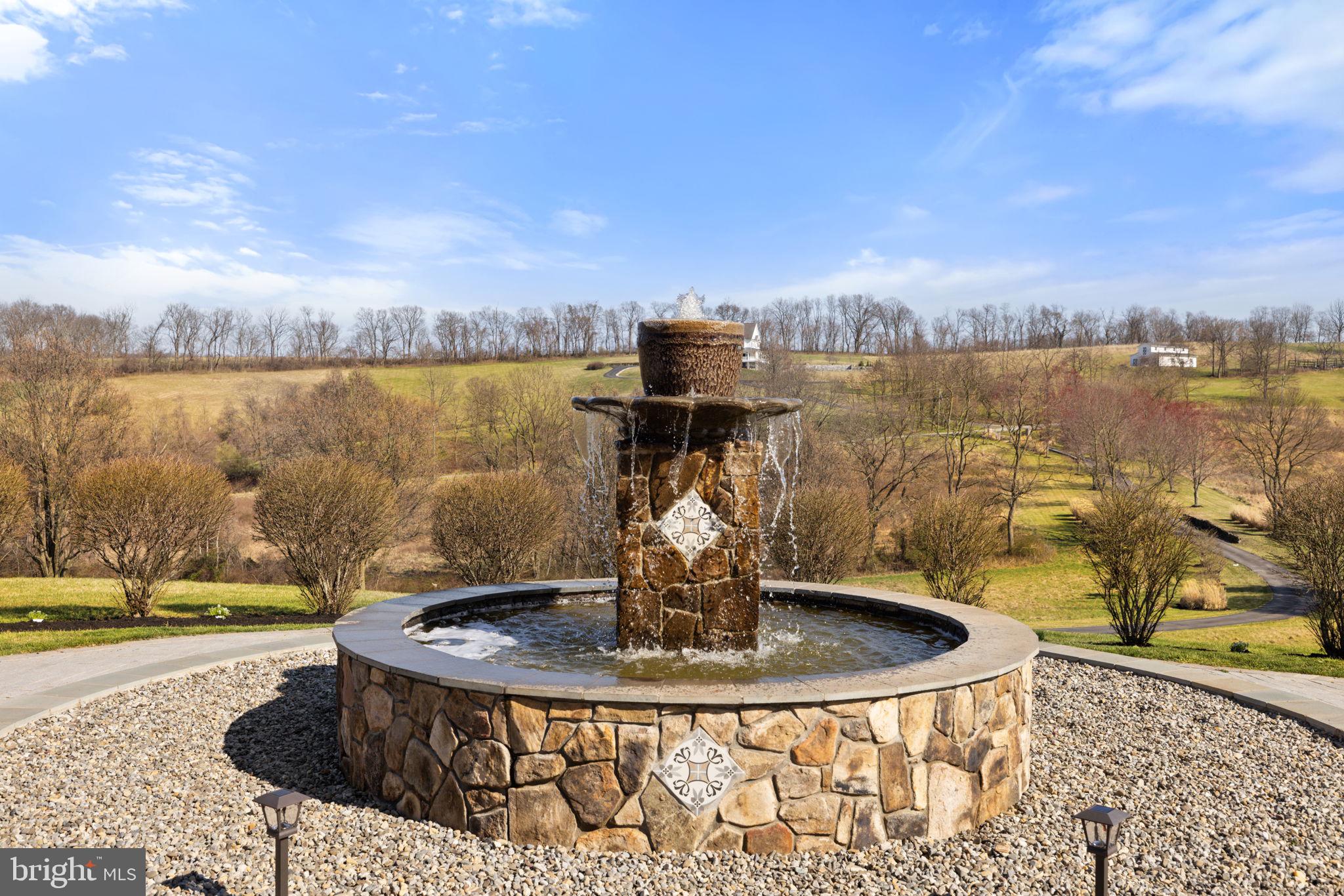 BEACON HILL - Residential