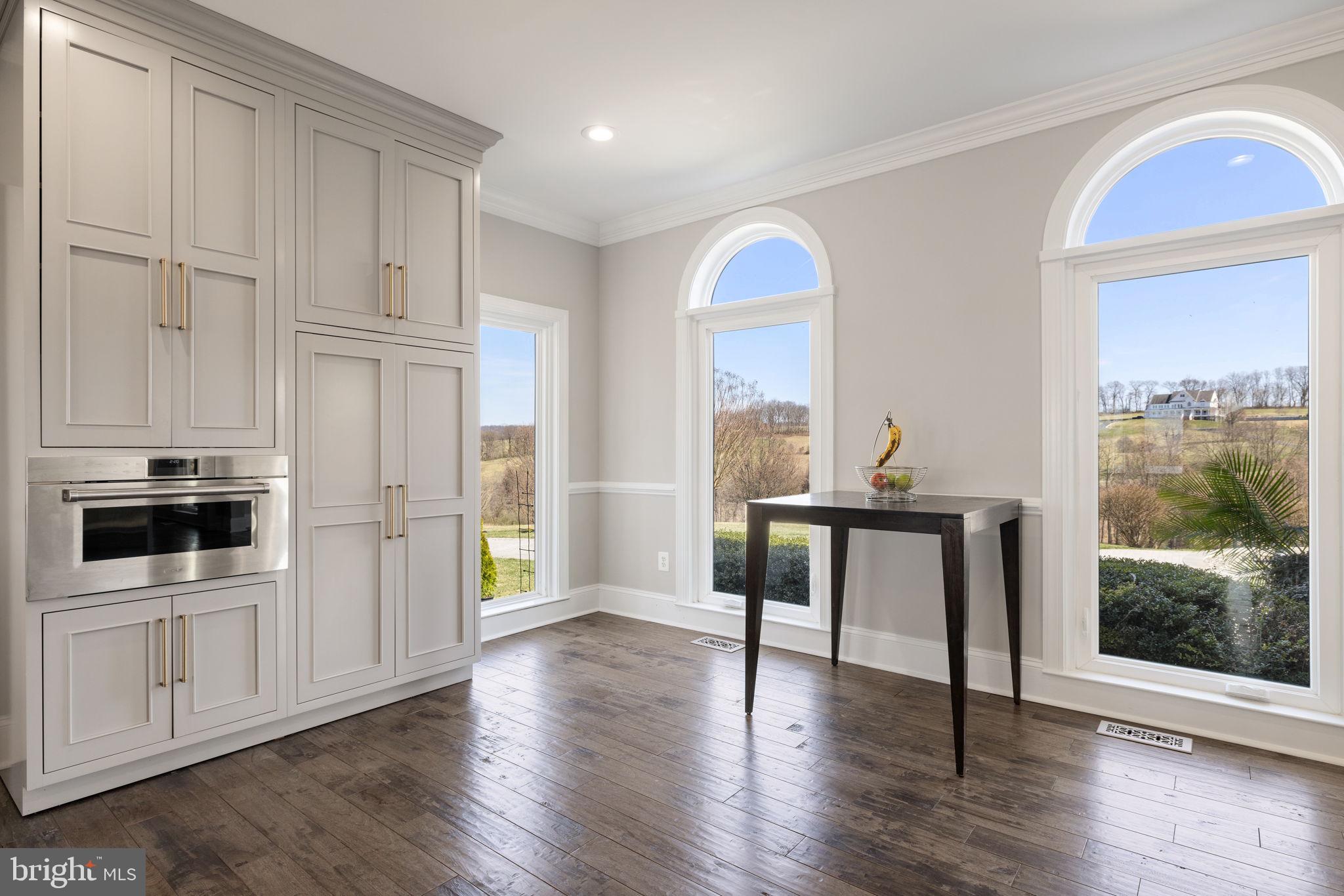 BEACON HILL - Residential