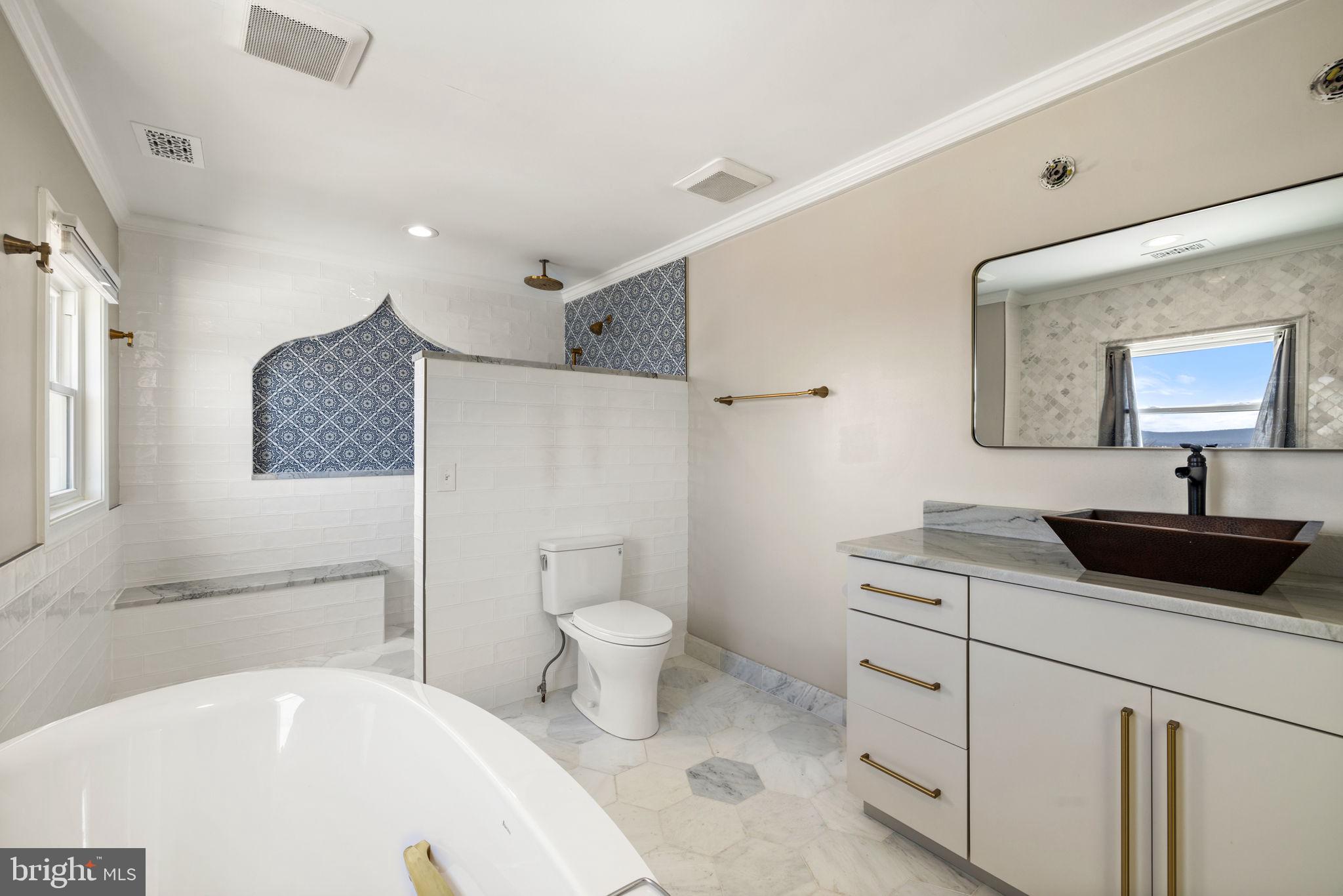 BEACON HILL - Residential