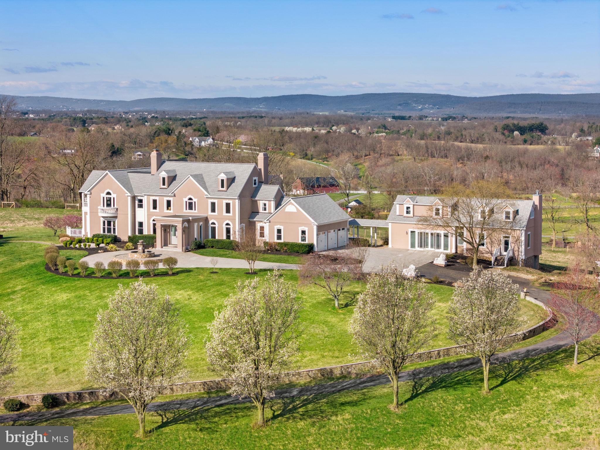 BEACON HILL - Residential