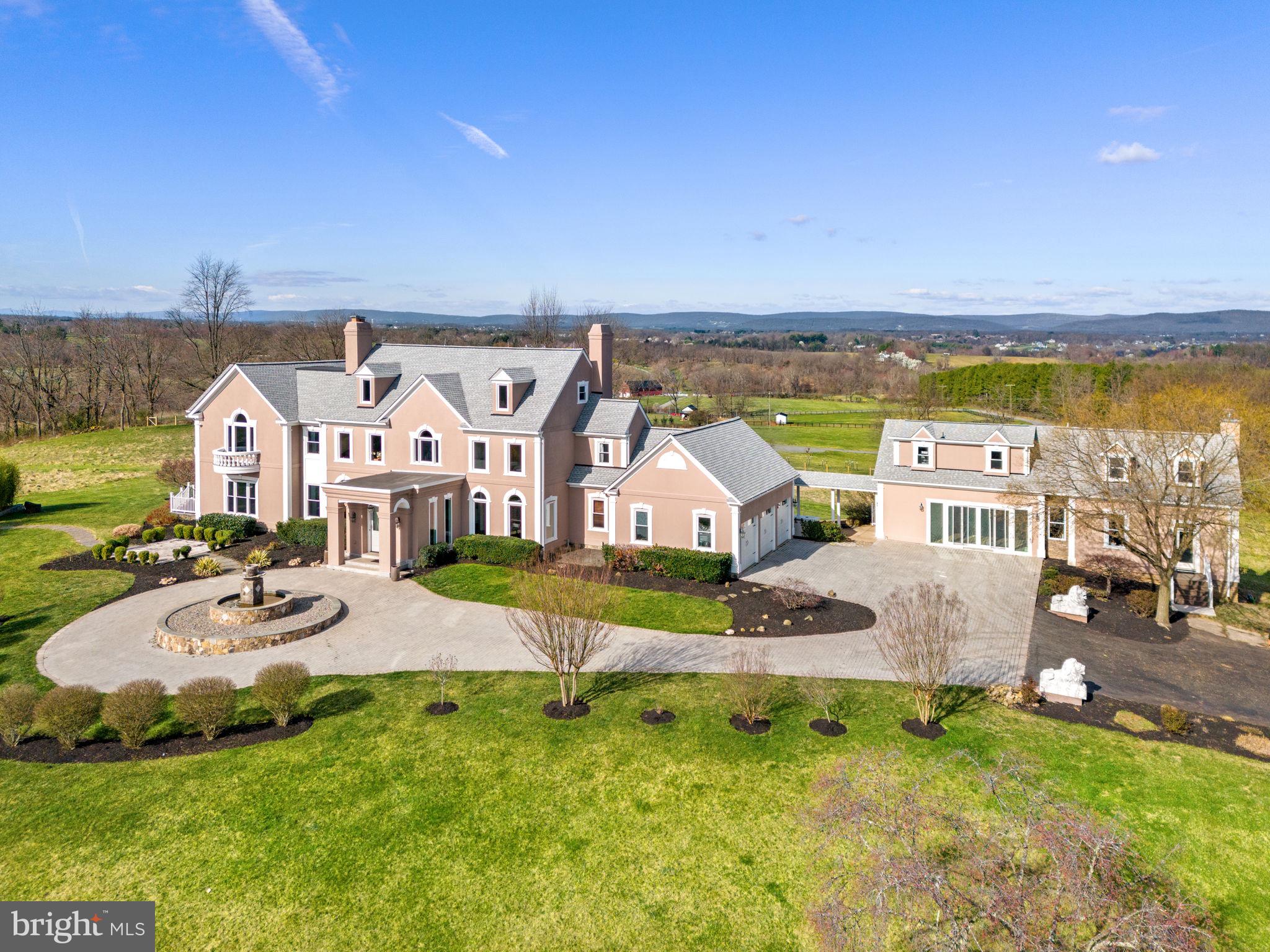 BEACON HILL - Residential