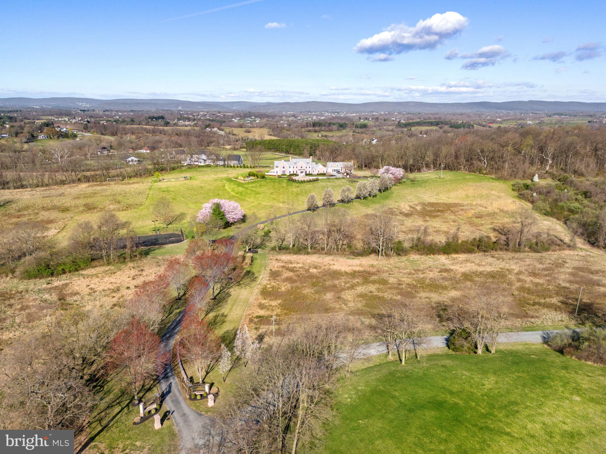 BEACON HILL - Residential