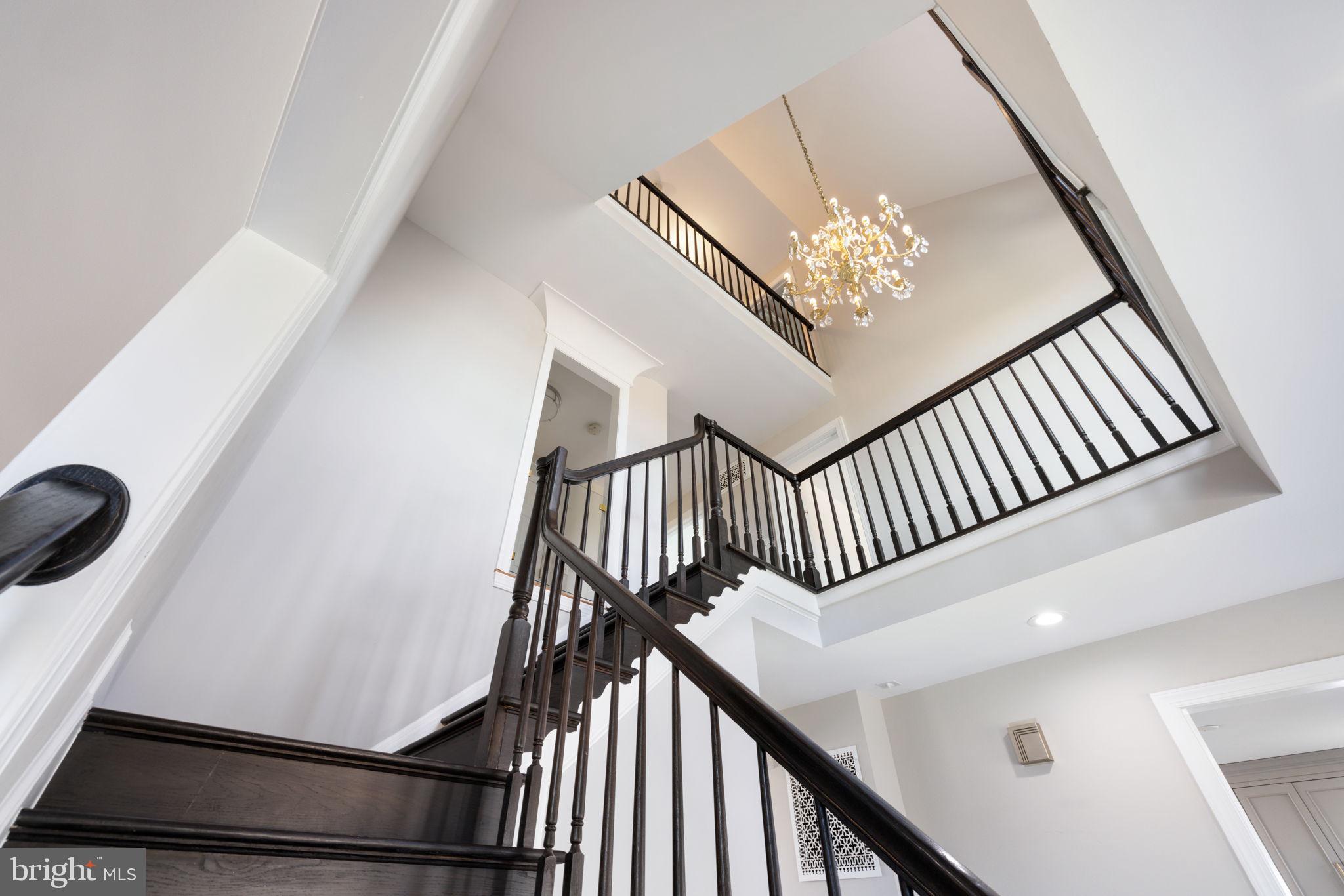 BEACON HILL - Residential