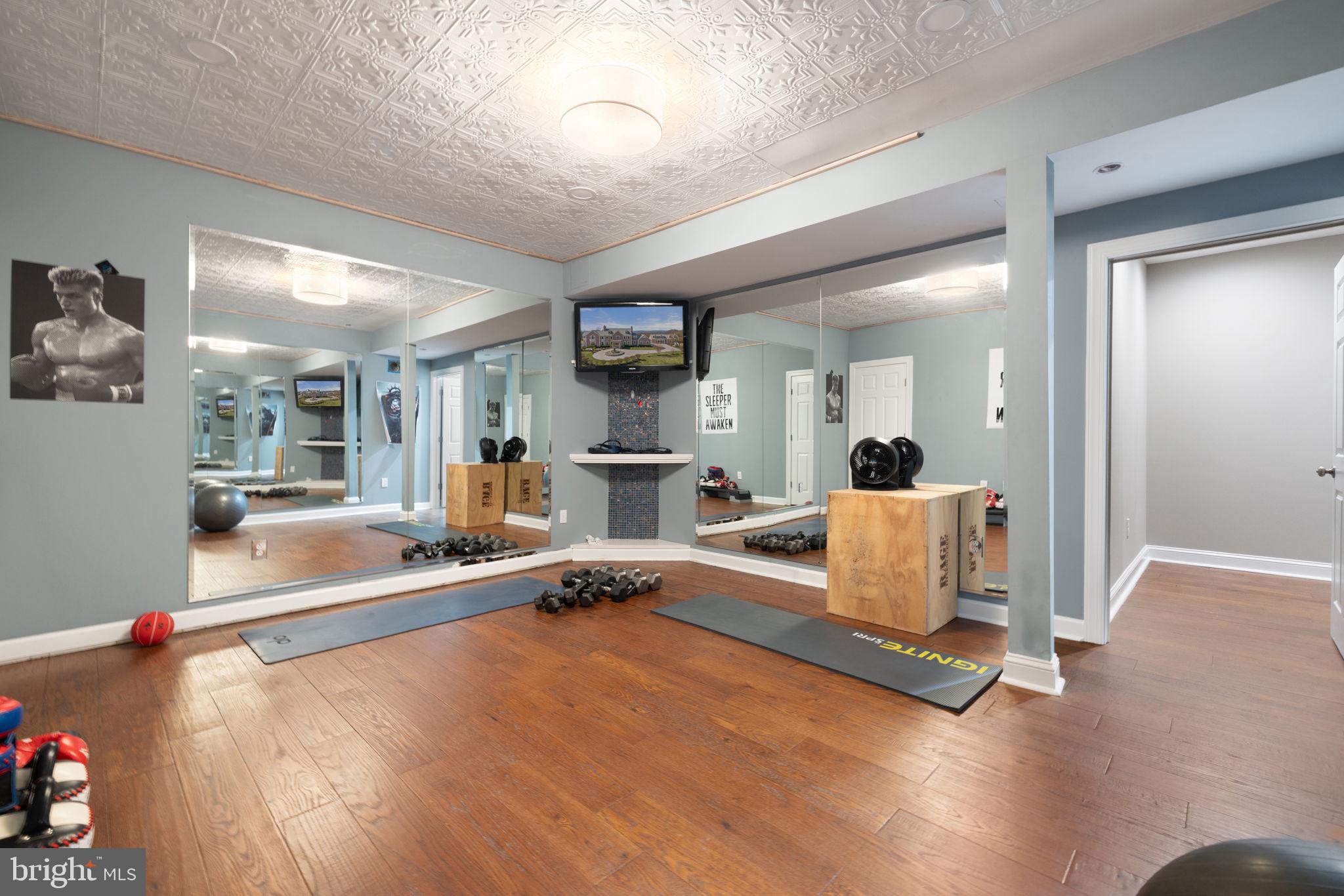 BEACON HILL - Residential