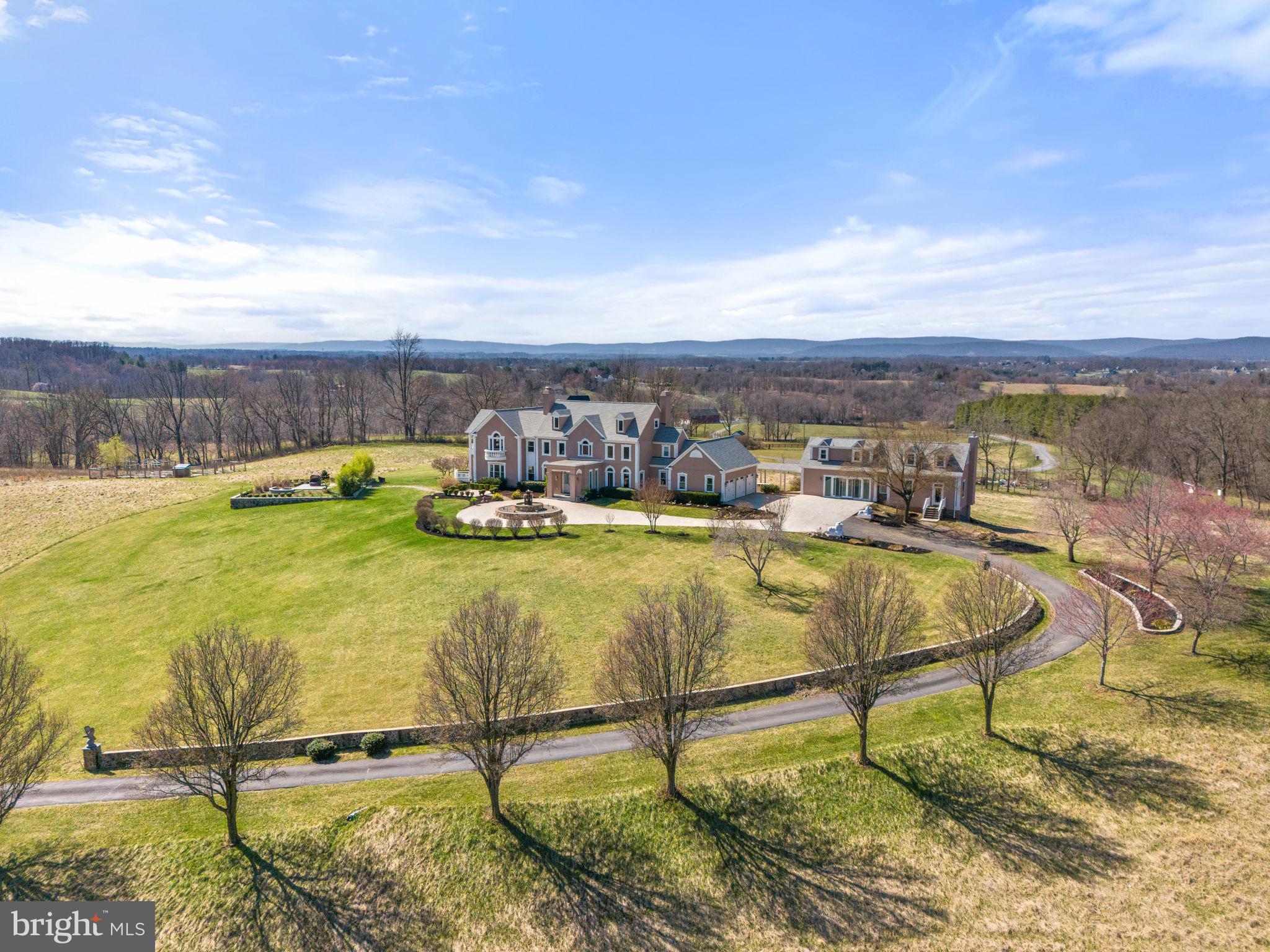 BEACON HILL - Residential