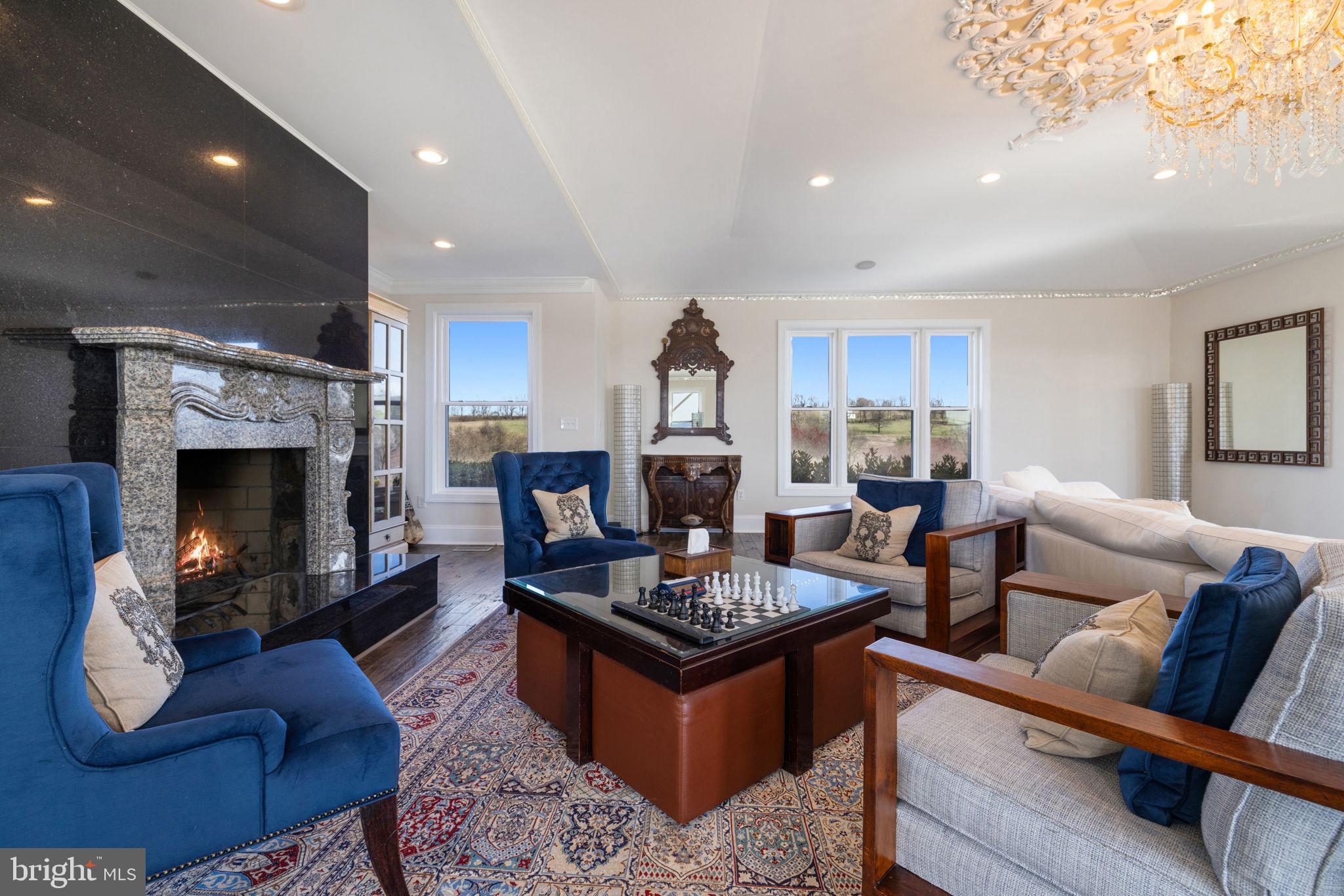 BEACON HILL - Residential