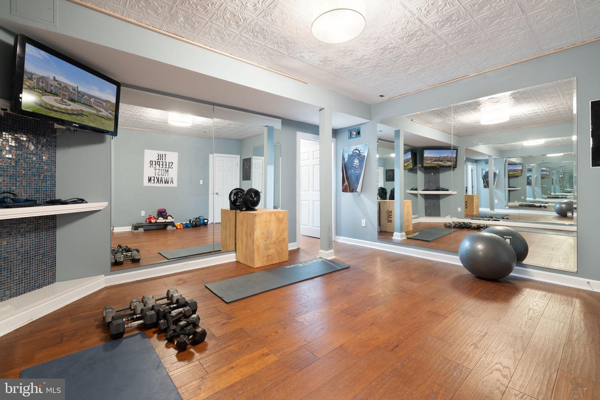 BEACON HILL - Residential