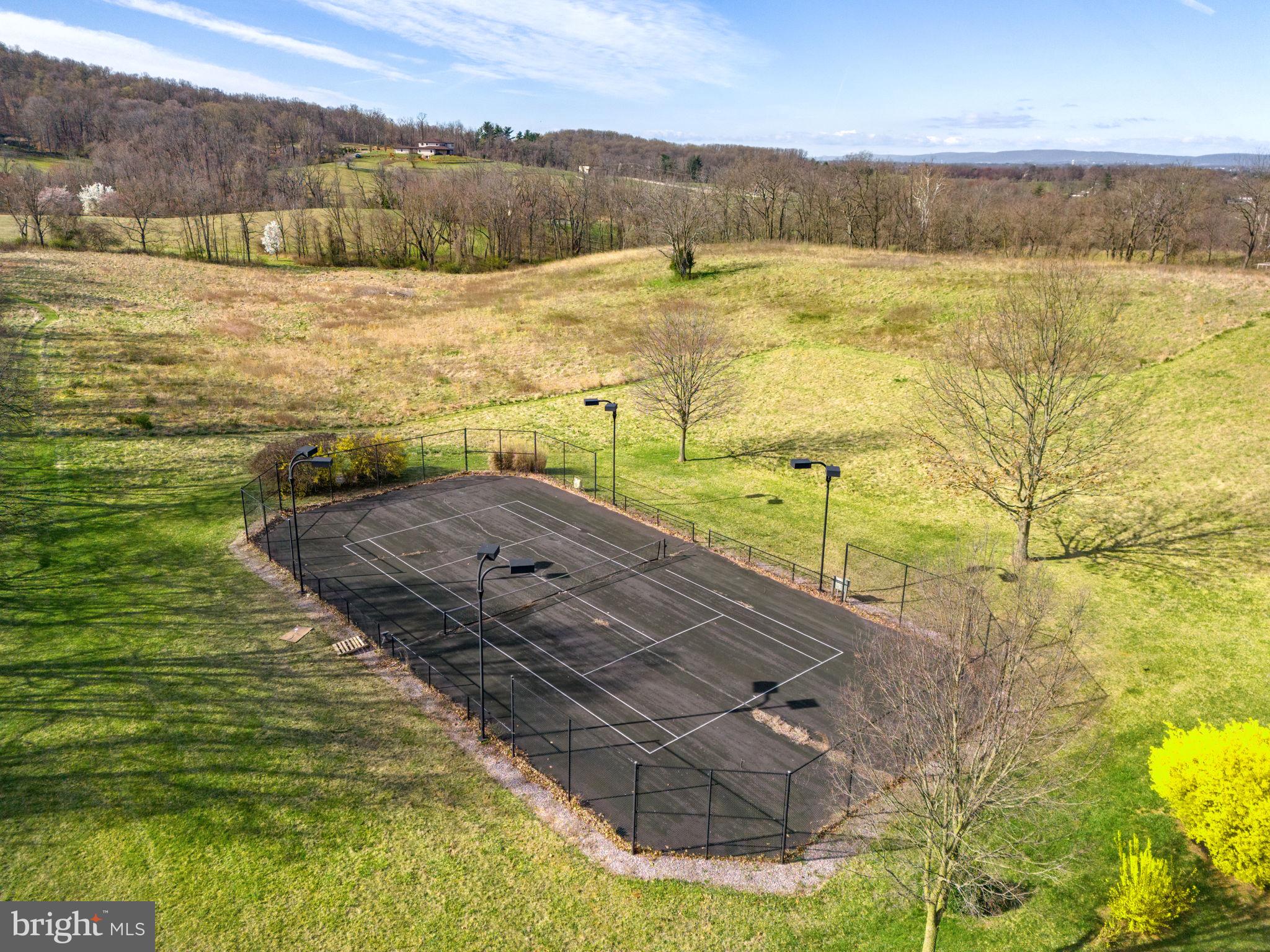 BEACON HILL - Residential