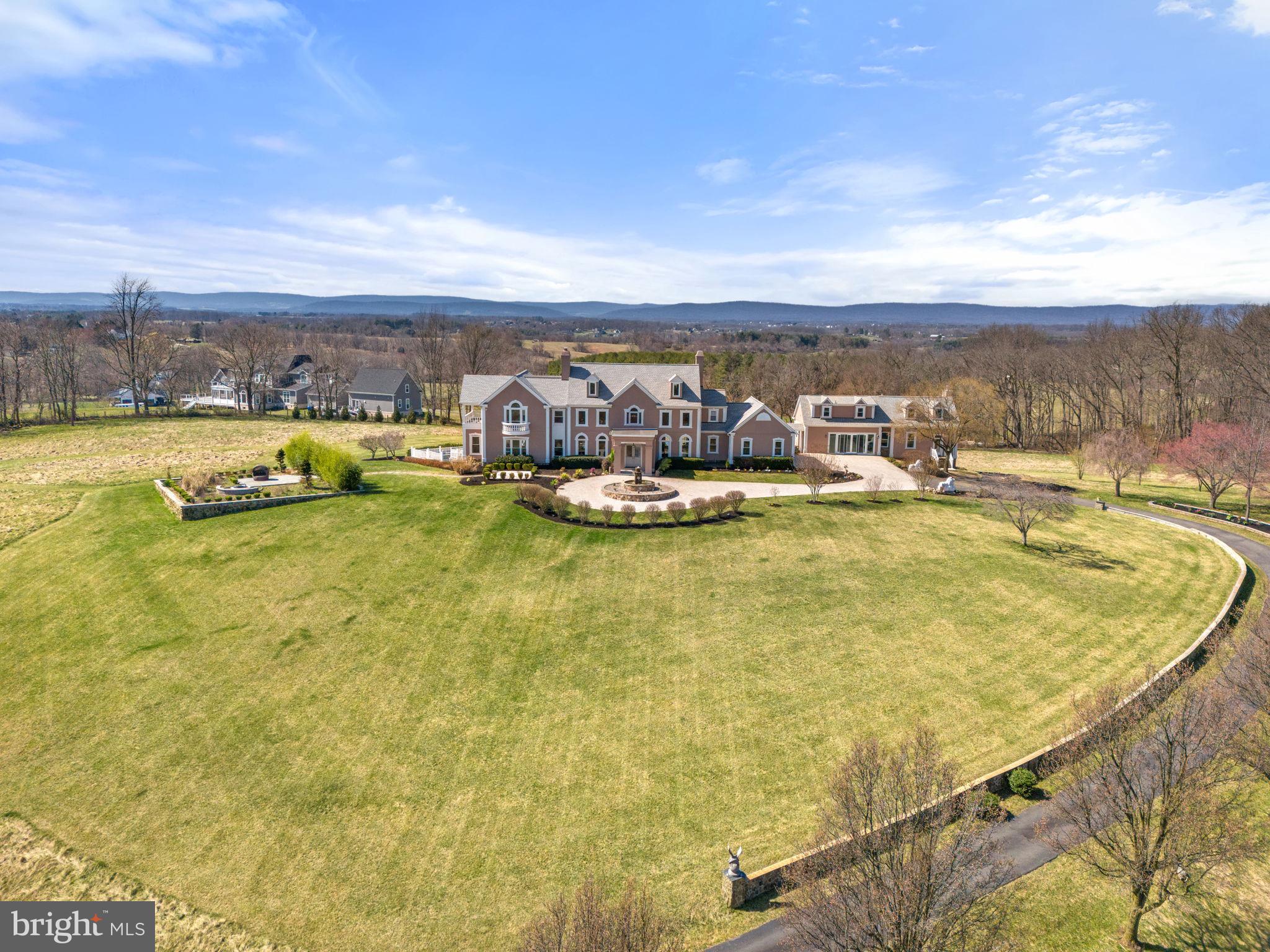 BEACON HILL - Residential