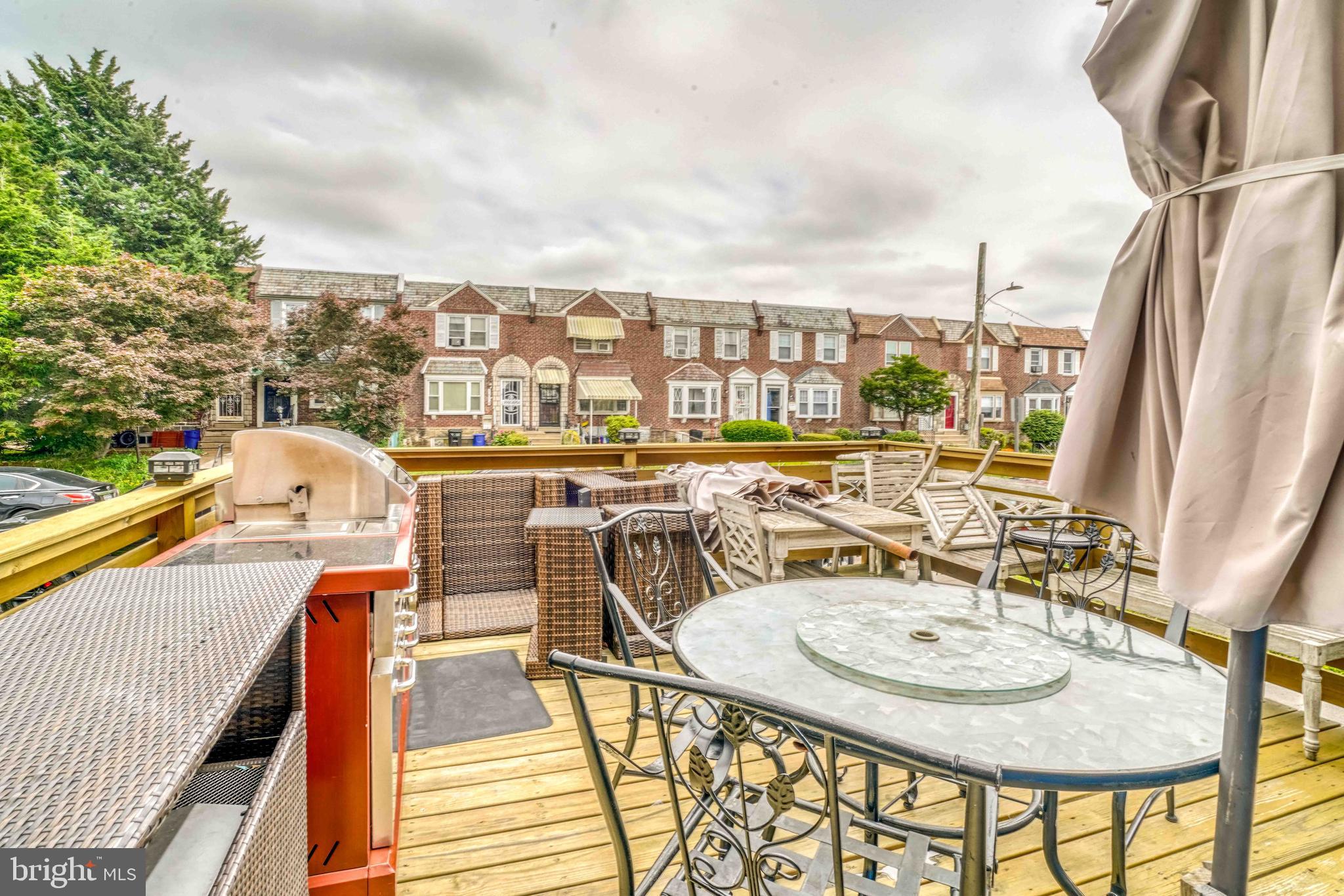 GERMANTOWN (EAST) - Residential