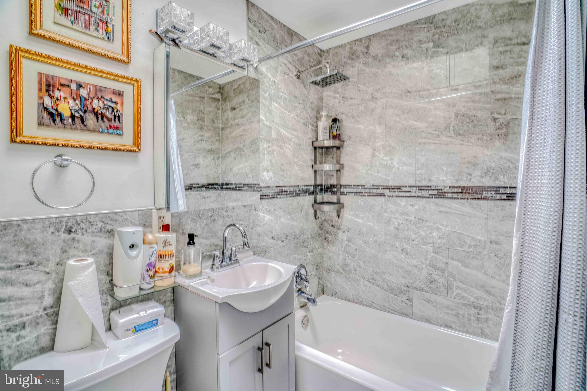 GERMANTOWN (EAST) - Residential