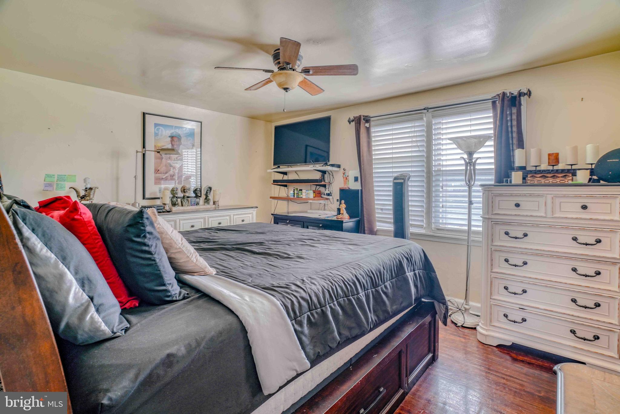 GERMANTOWN (EAST) - Residential