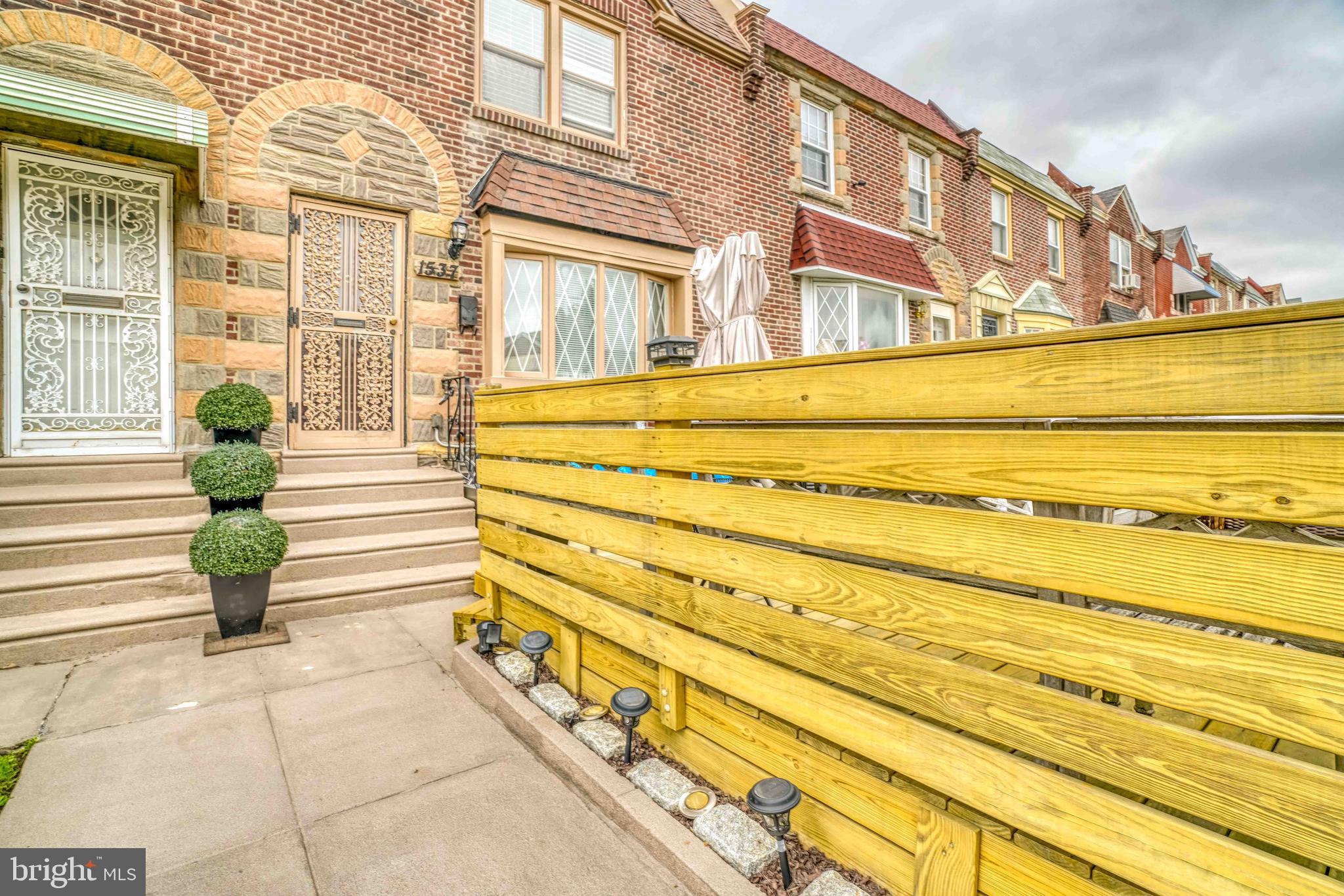 GERMANTOWN (EAST) - Residential