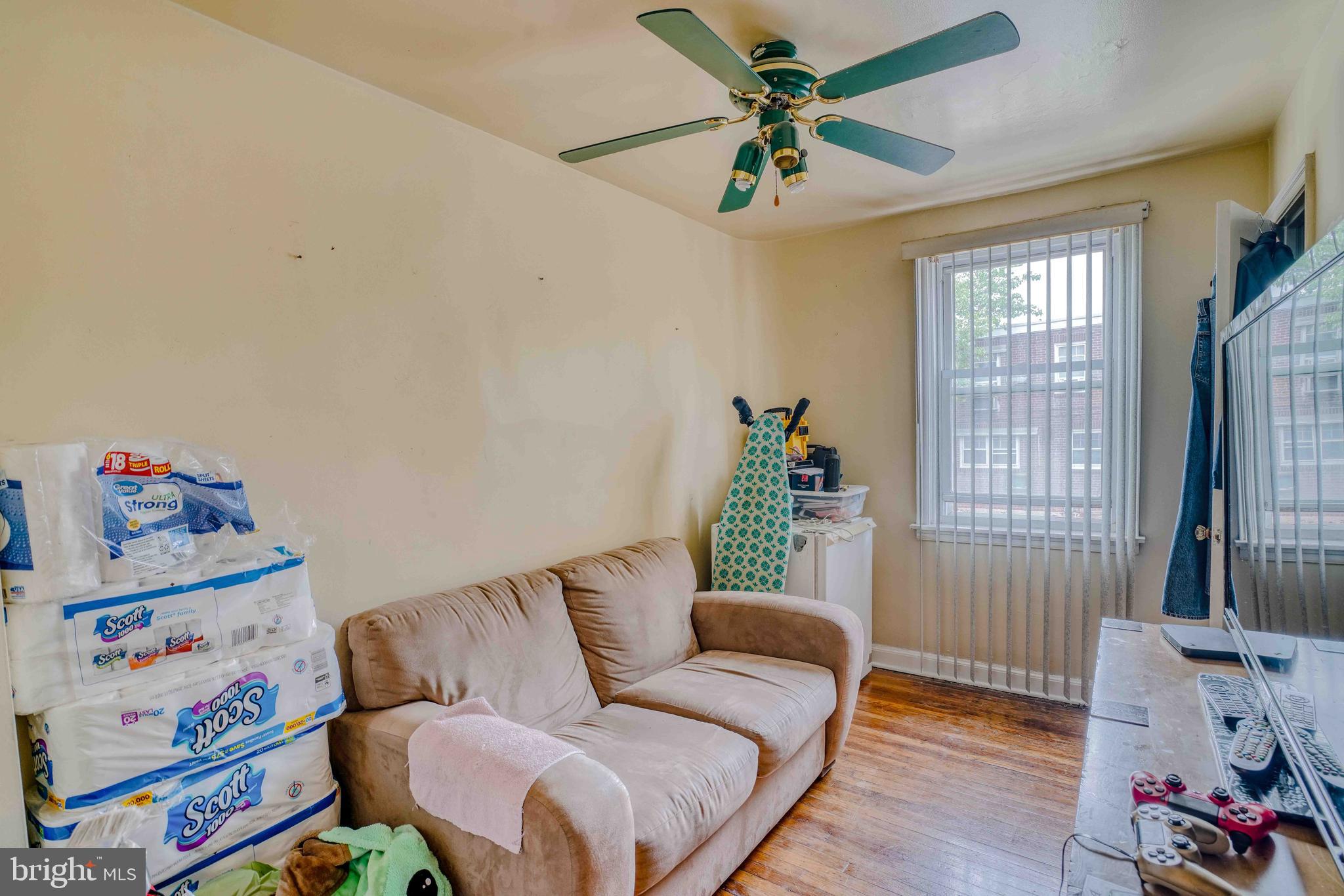 GERMANTOWN (EAST) - Residential