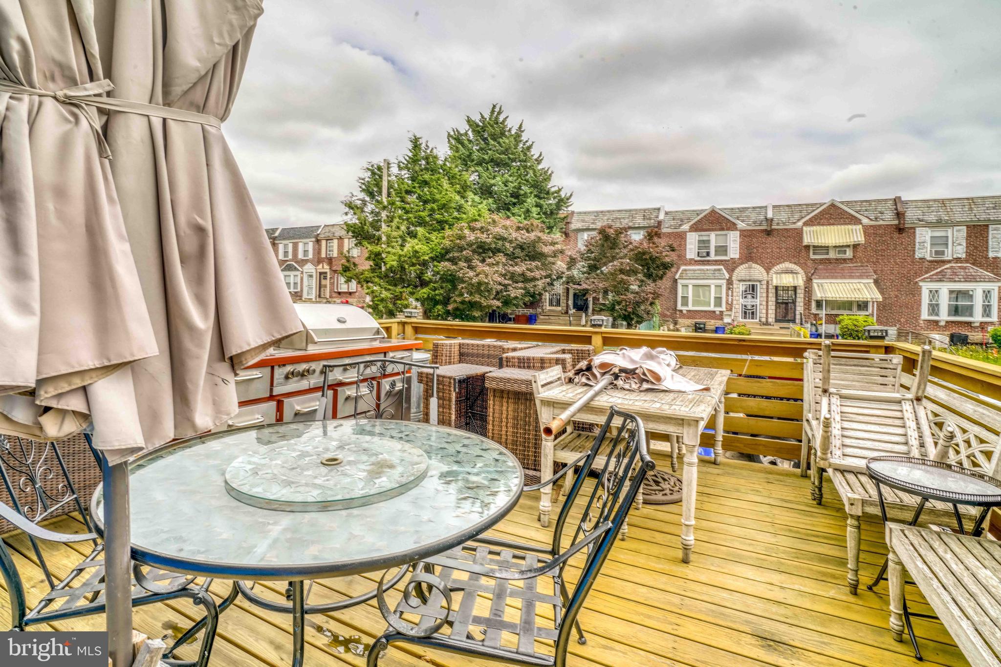 GERMANTOWN (EAST) - Residential