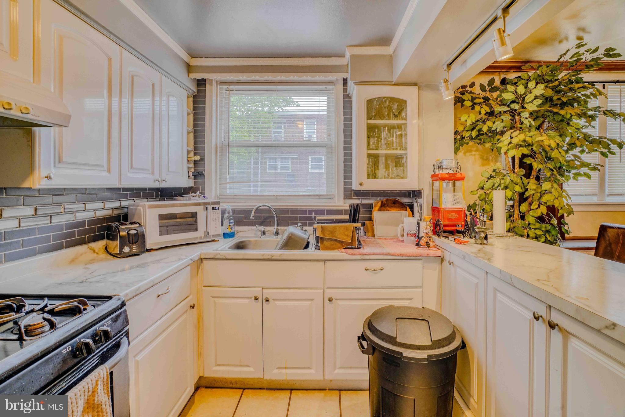 GERMANTOWN (EAST) - Residential