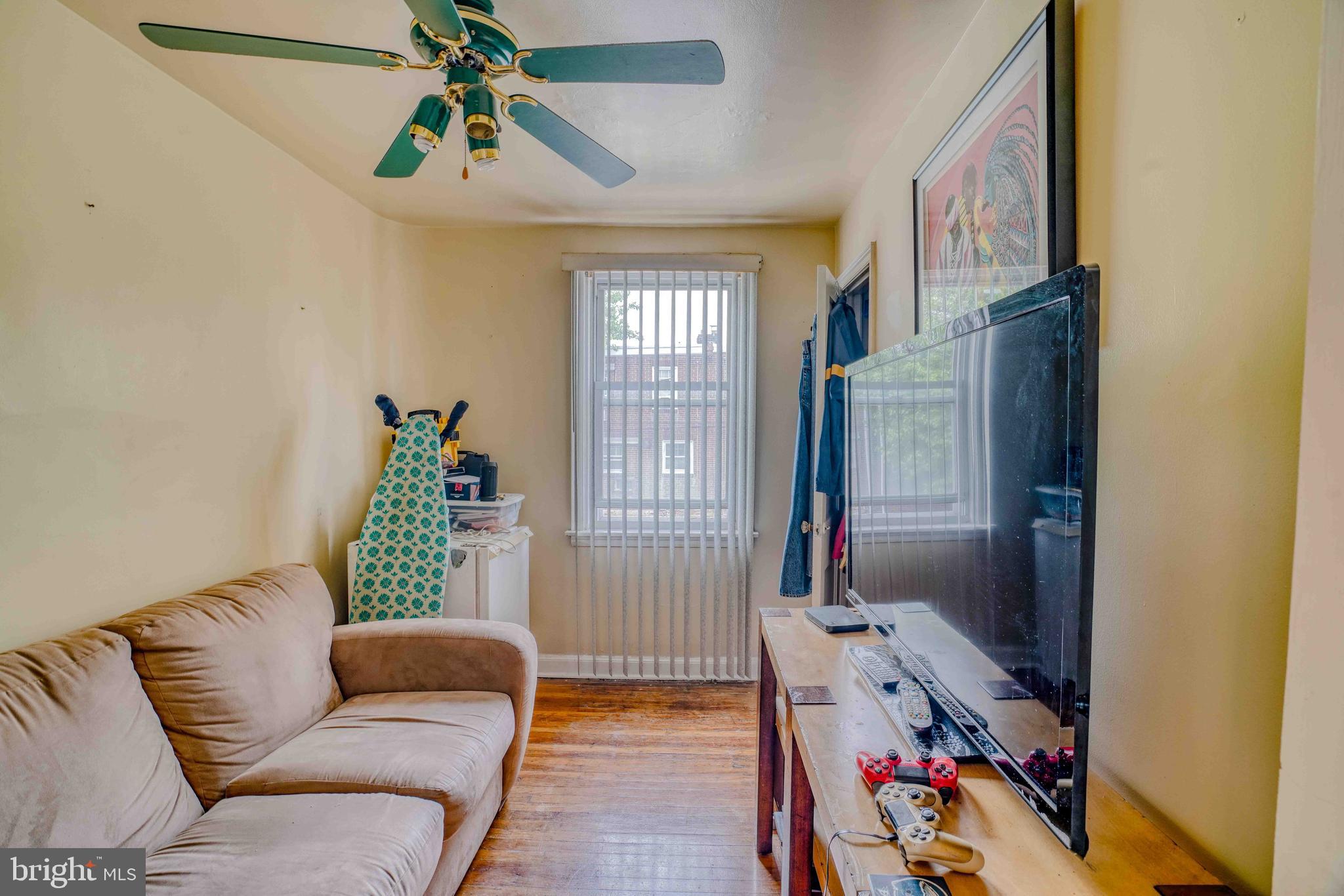 GERMANTOWN (EAST) - Residential