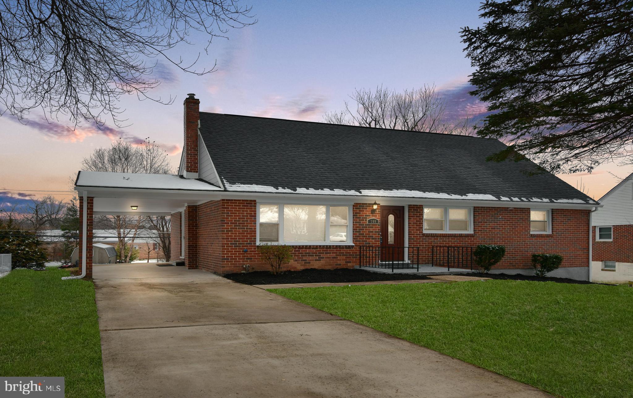 Beautifully renovated 3 level Cape Cod, 5 bedrooms, 4 full baths. Featuring Open dinning/living area, Brand new kitchen 42 cabinets, Granite tops, center Island, SS appliances, hardwood flooring, new carpet, fresh paint. Basement with 2 room and full bath and living room and walk out basement. Level backyard.