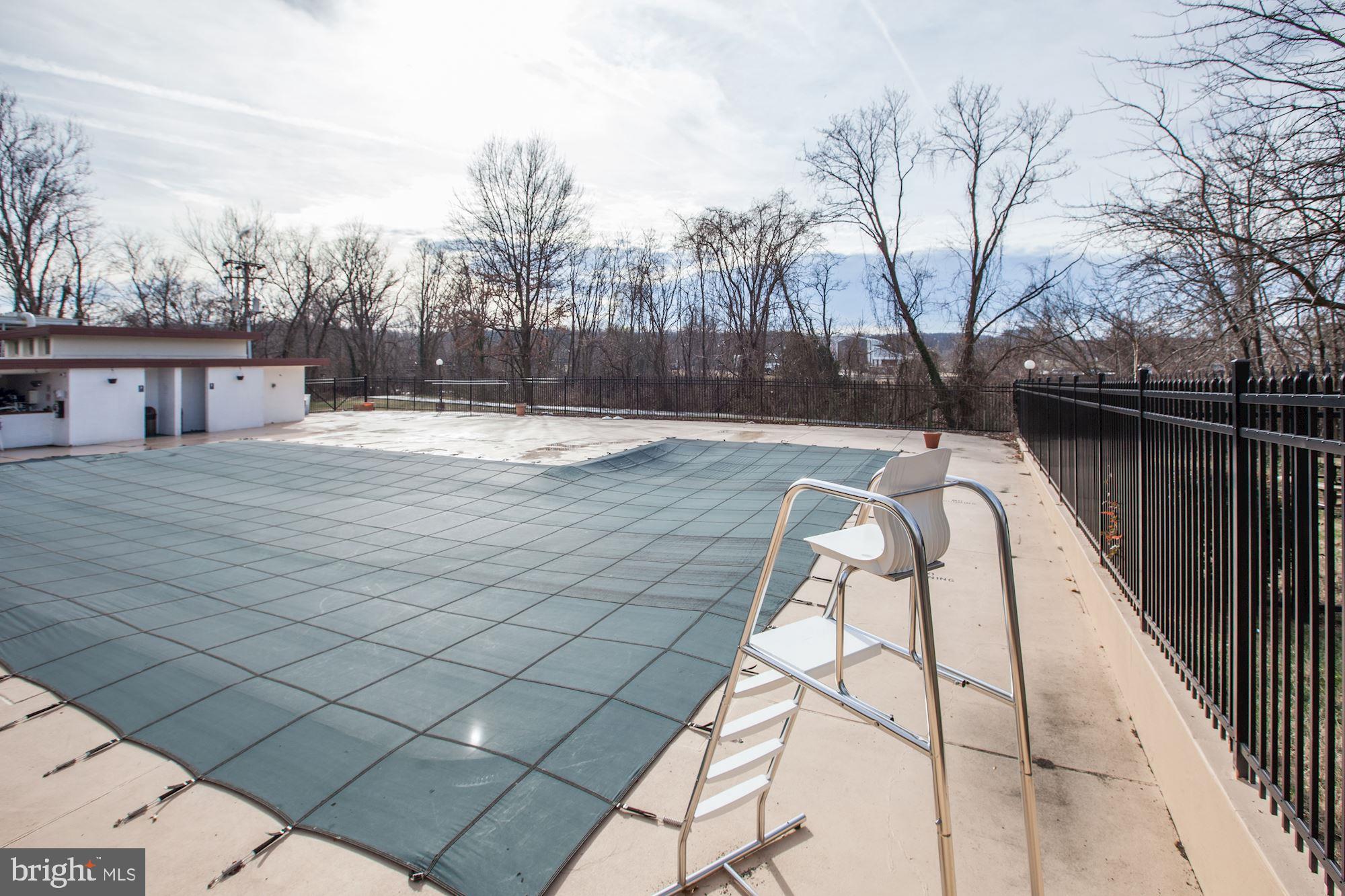 4600 DUKE - Residential