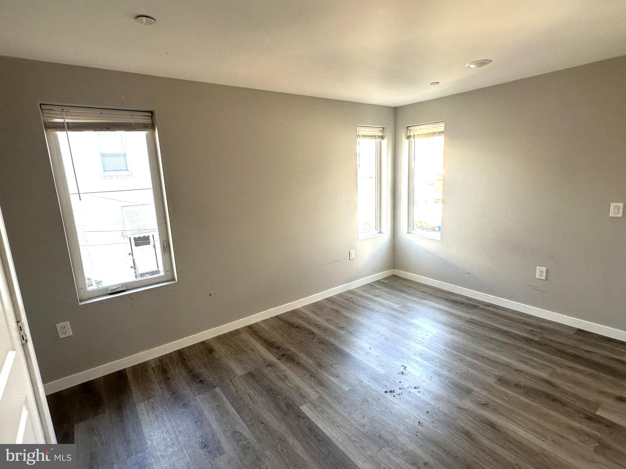 SOUTH STREET - Residential Lease