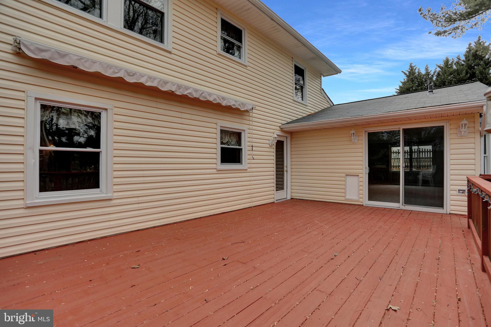 FOREST LAKES - Residential