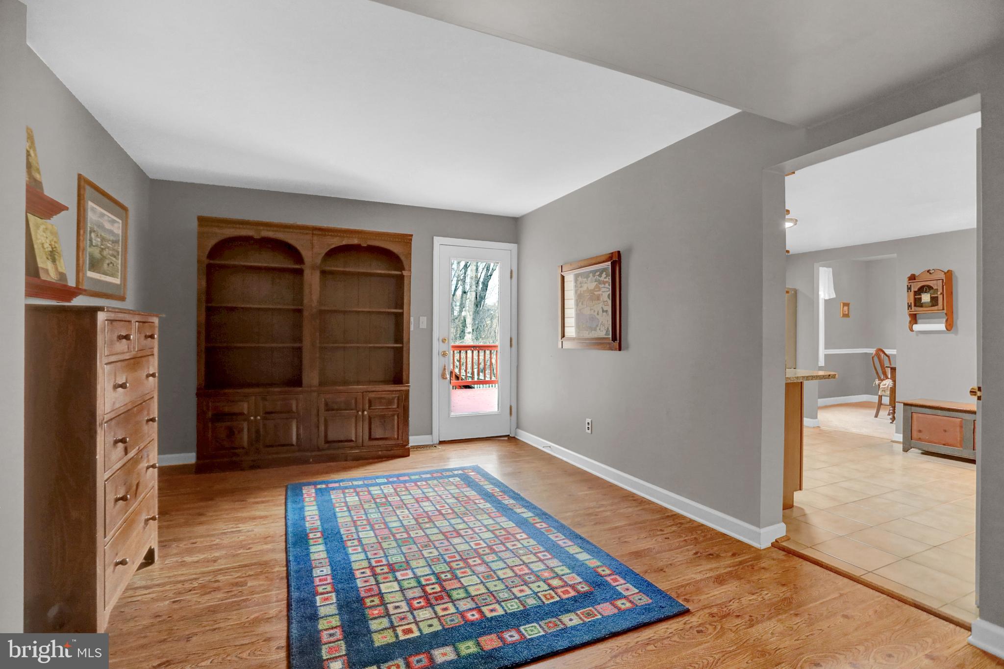 FOREST LAKES - Residential