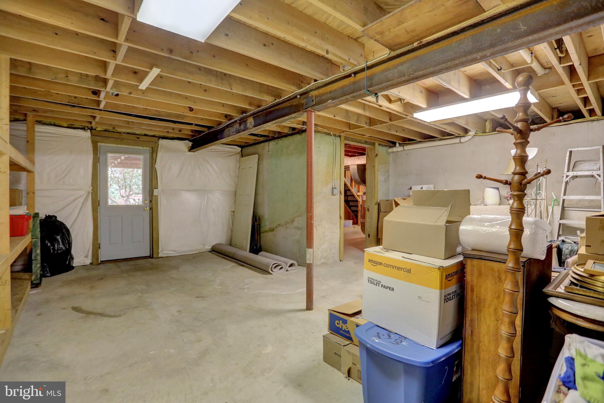 FOREST LAKES - Residential