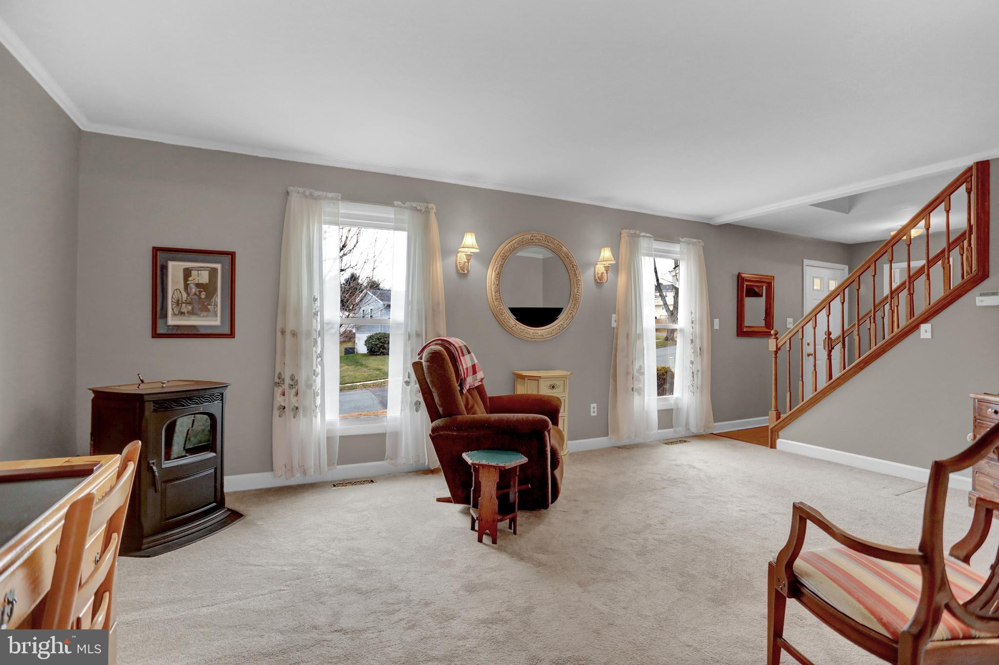 FOREST LAKES - Residential