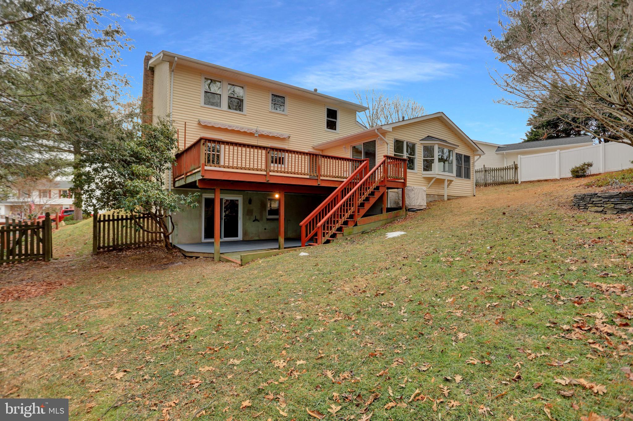 FOREST LAKES - Residential