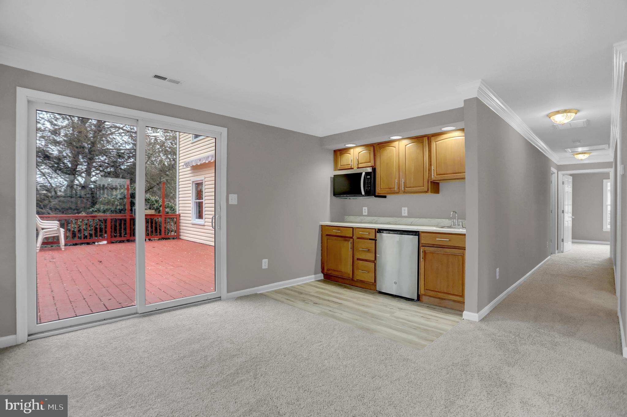 FOREST LAKES - Residential