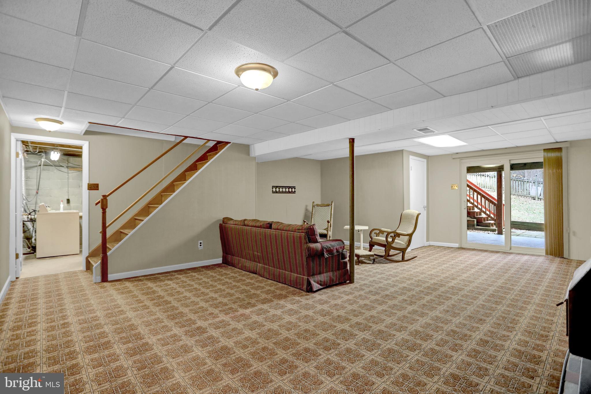 FOREST LAKES - Residential