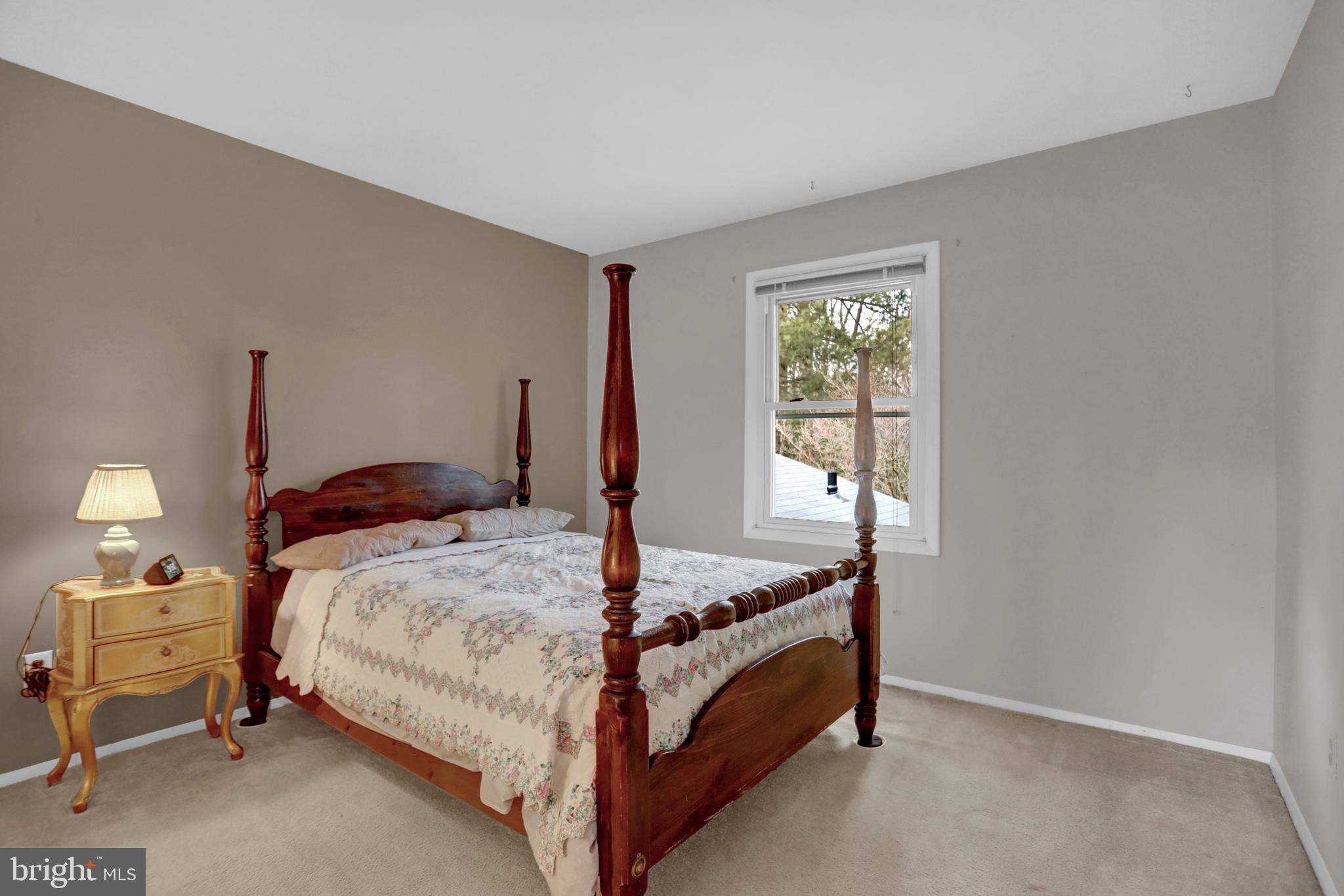 FOREST LAKES - Residential