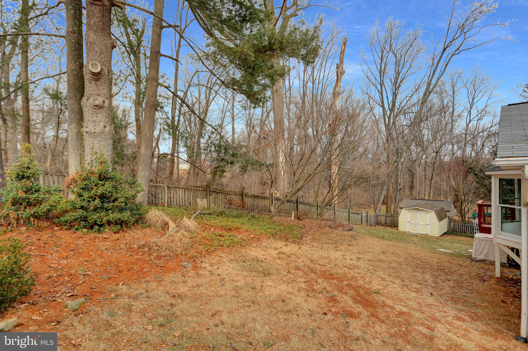 FOREST LAKES - Residential