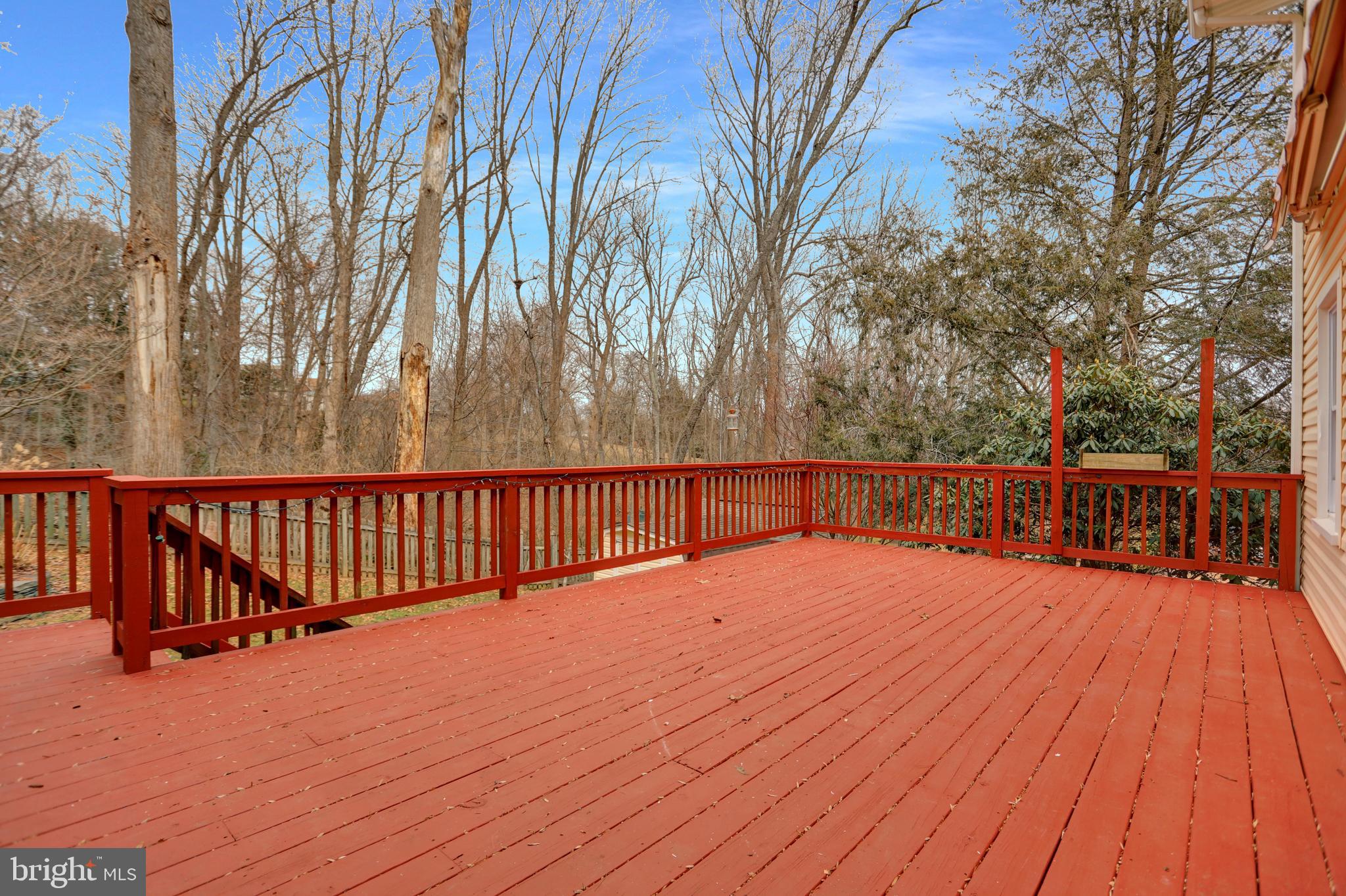 FOREST LAKES - Residential