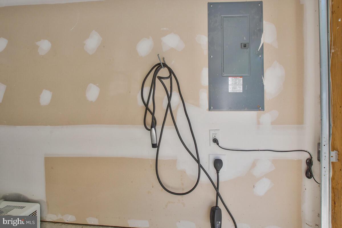 BOUCHER PLACE - Residential Lease