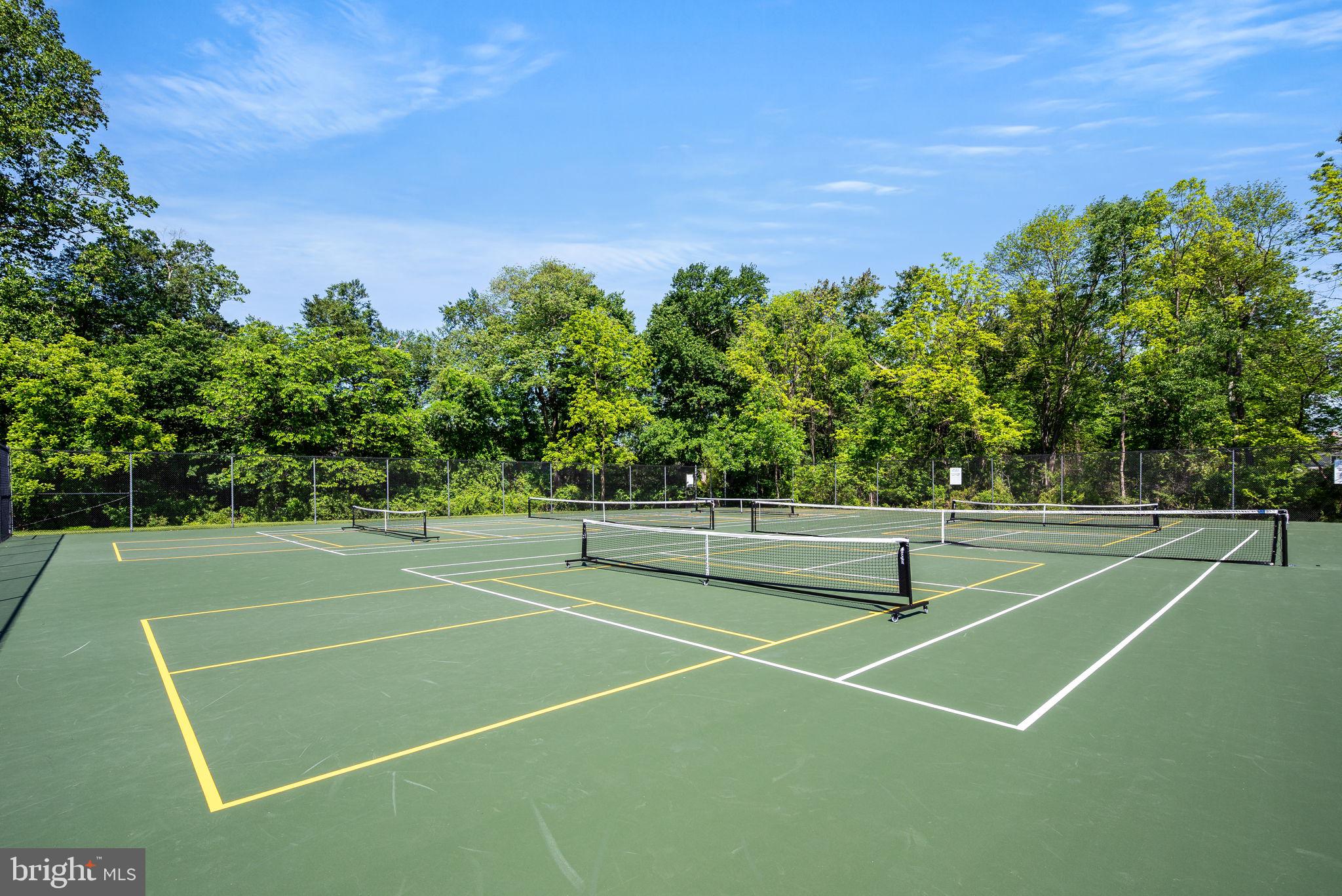 EAGLEVIEW - Residential