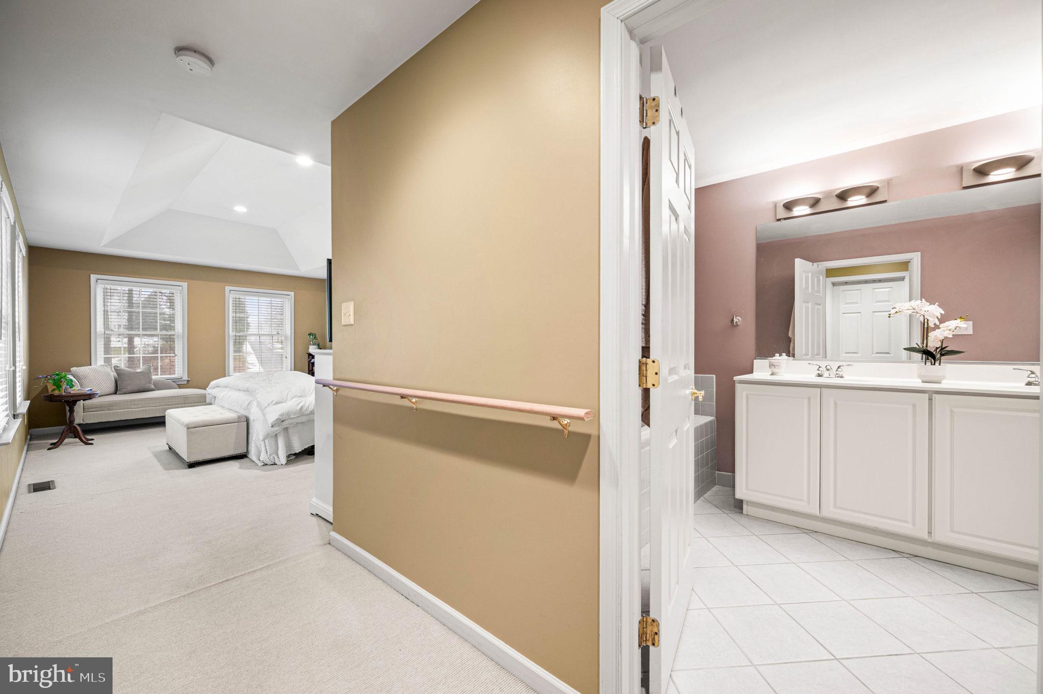 EAGLEVIEW - Residential