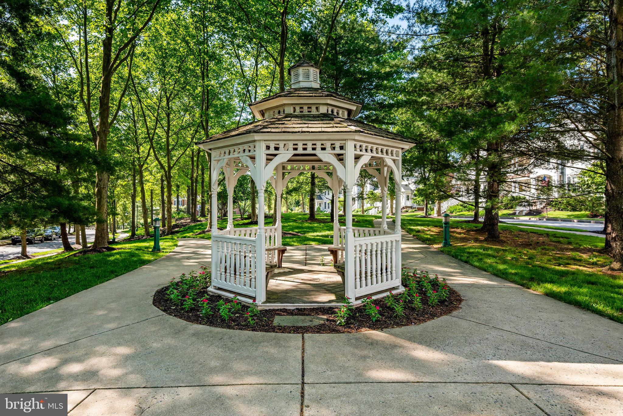 EAGLEVIEW - Residential