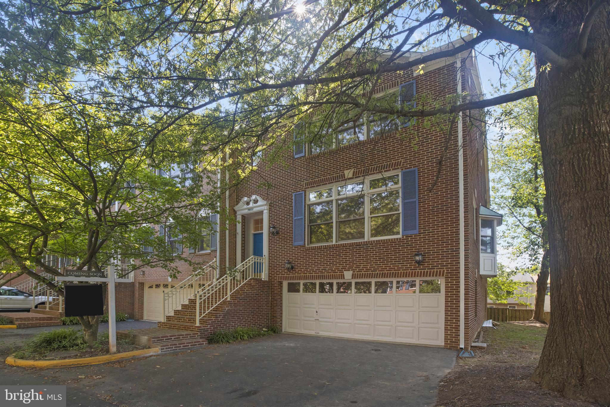 OAKTON CREST - Residential