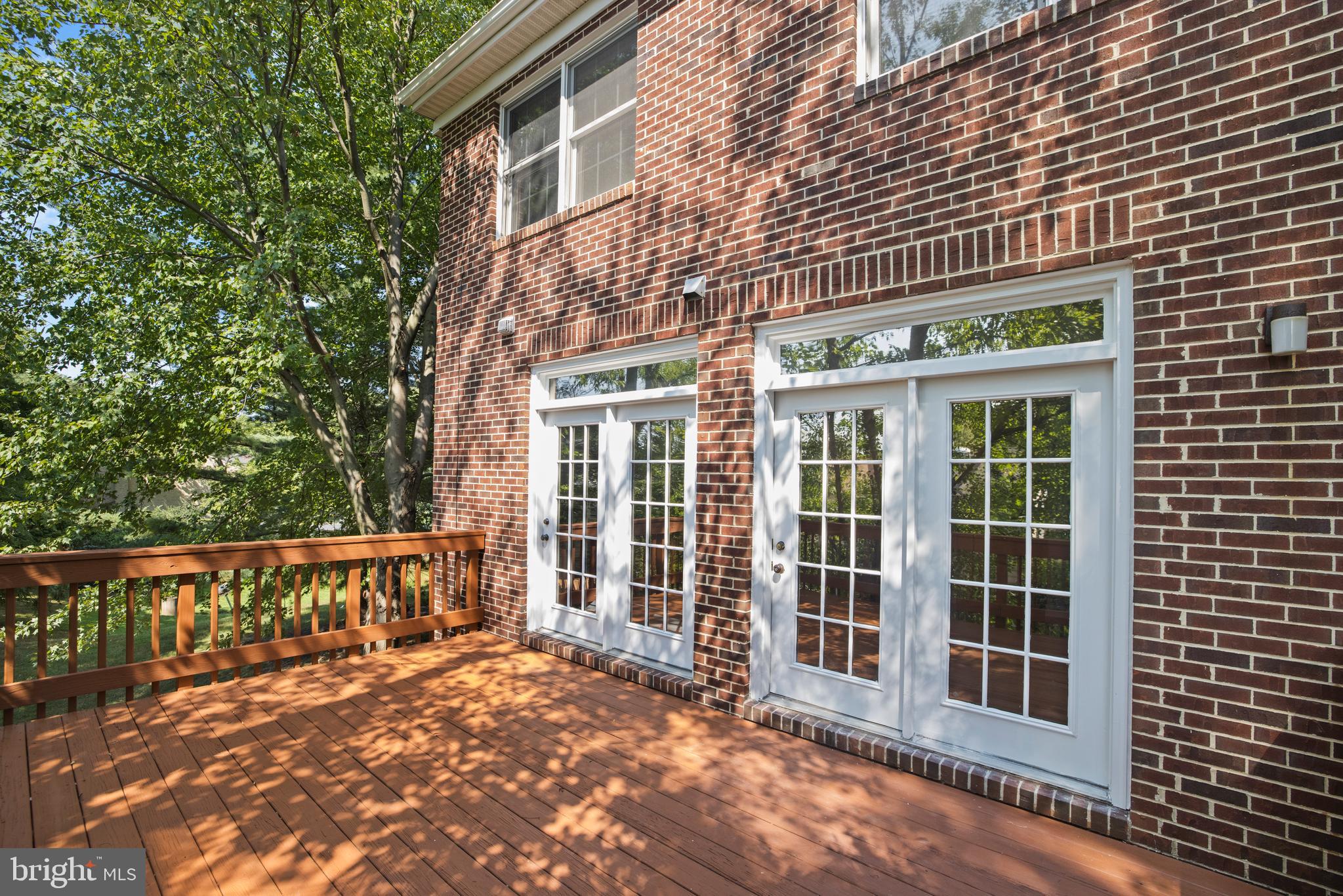 OAKTON CREST - Residential