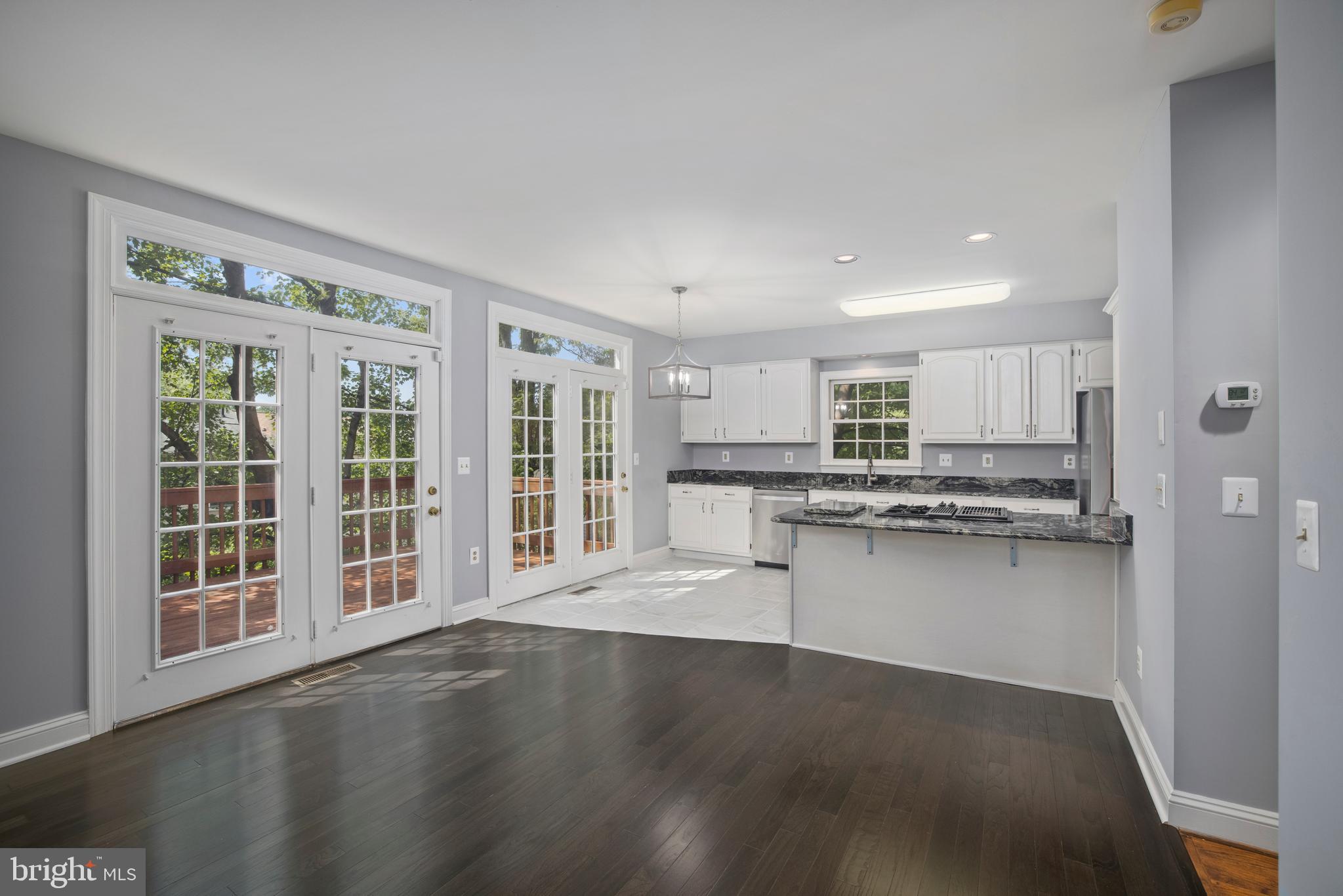 OAKTON CREST - Residential