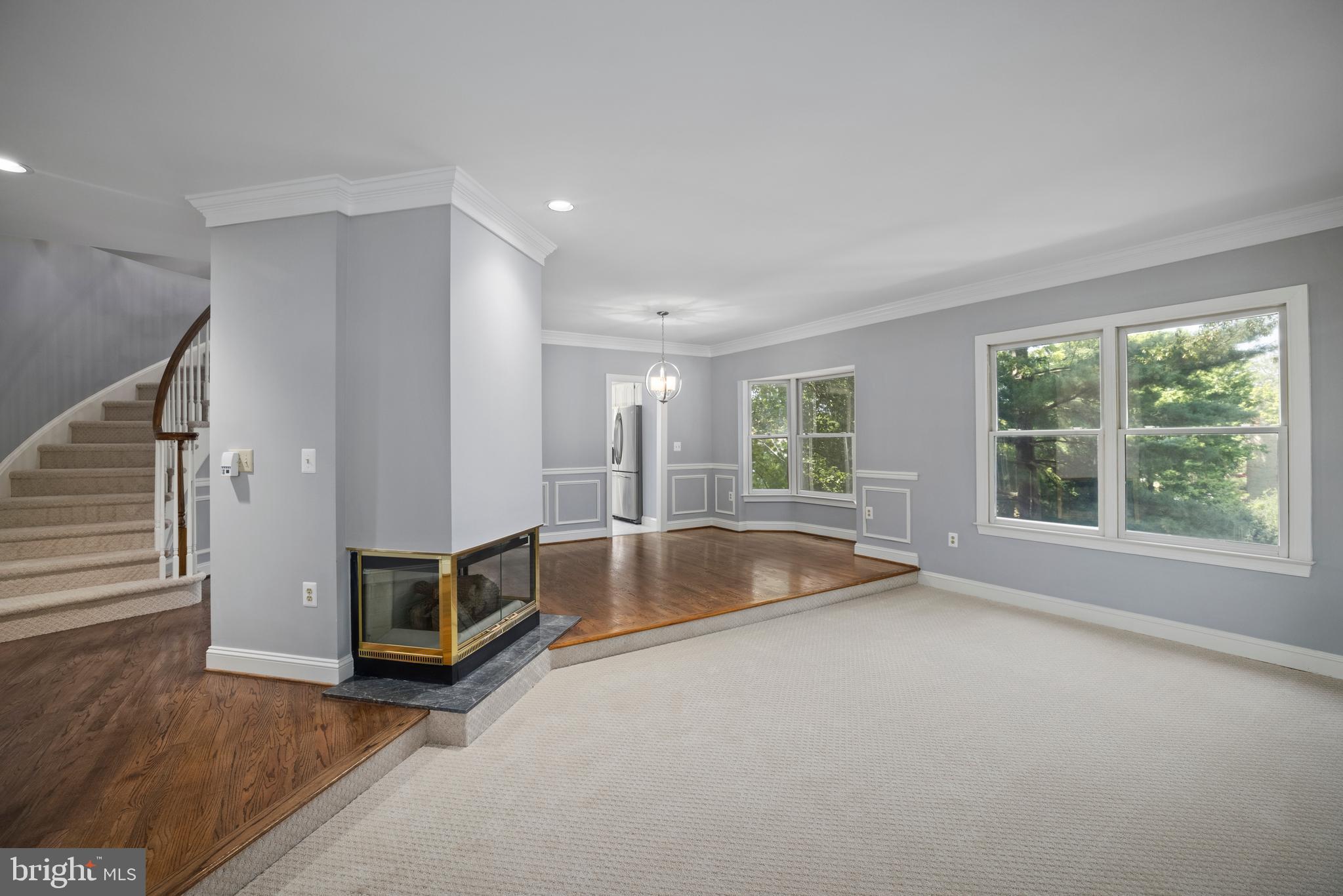 OAKTON CREST - Residential