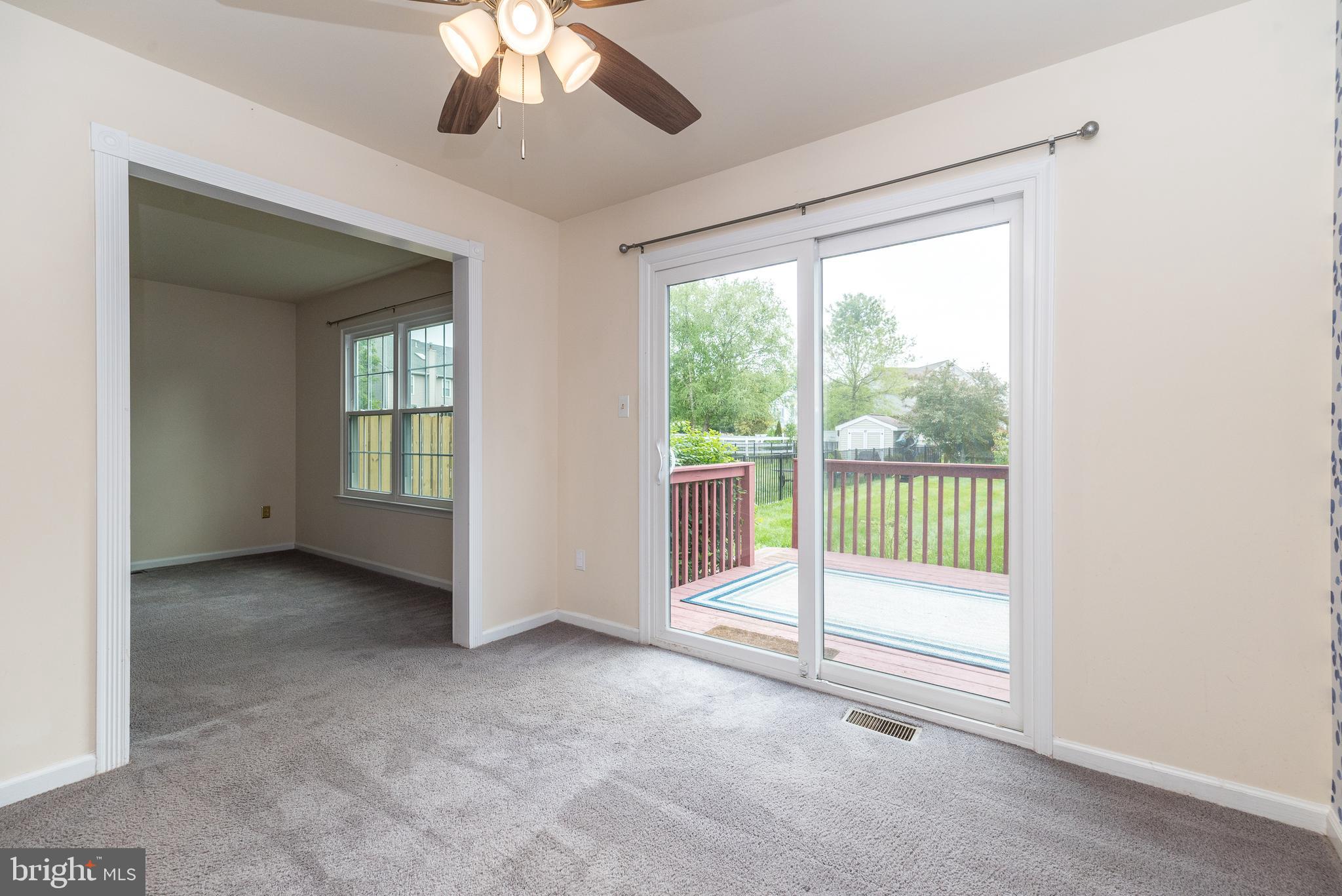 STRAWBERRY FIELDS - Residential