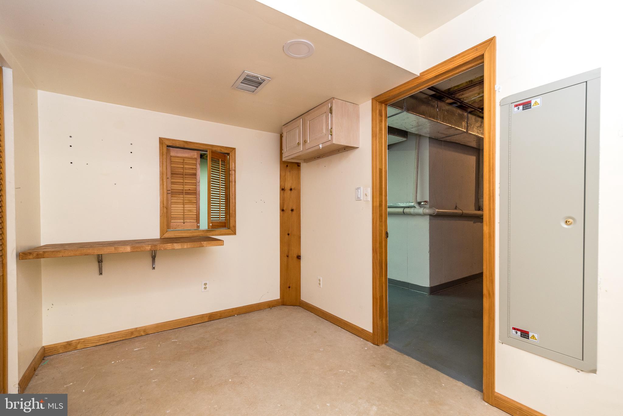 STRAWBERRY FIELDS - Residential