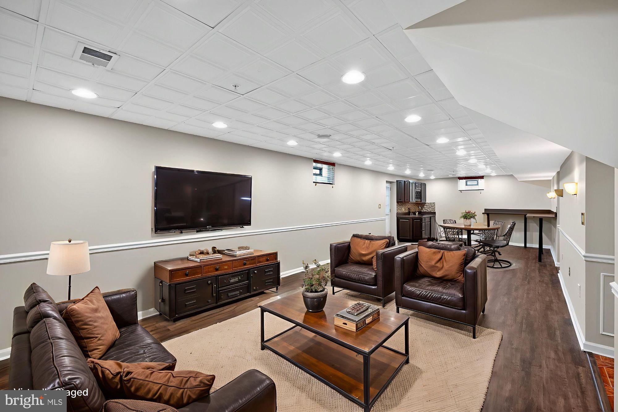 PERRYWOOD - Residential