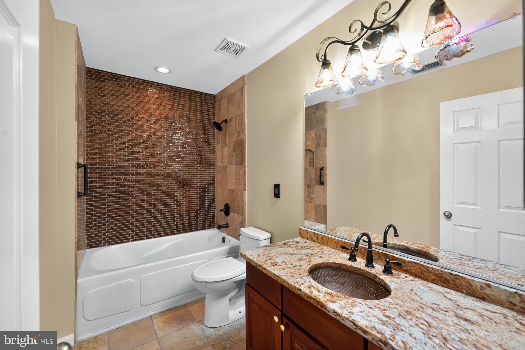 PERRYWOOD - Residential